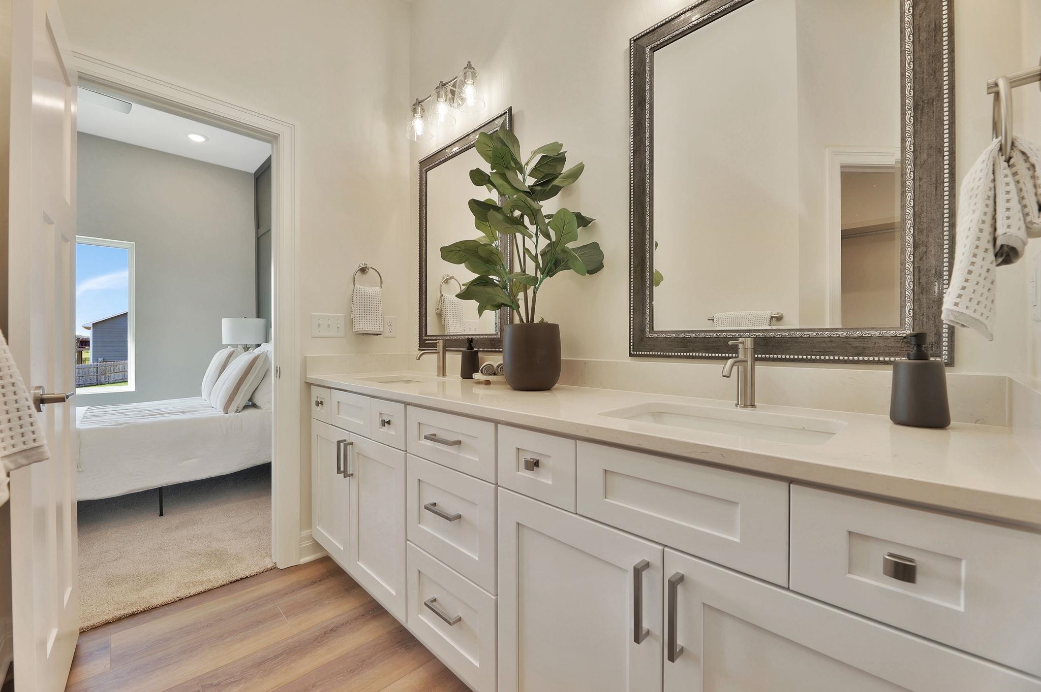 141 E Poplar Circle Goddard KS 67052