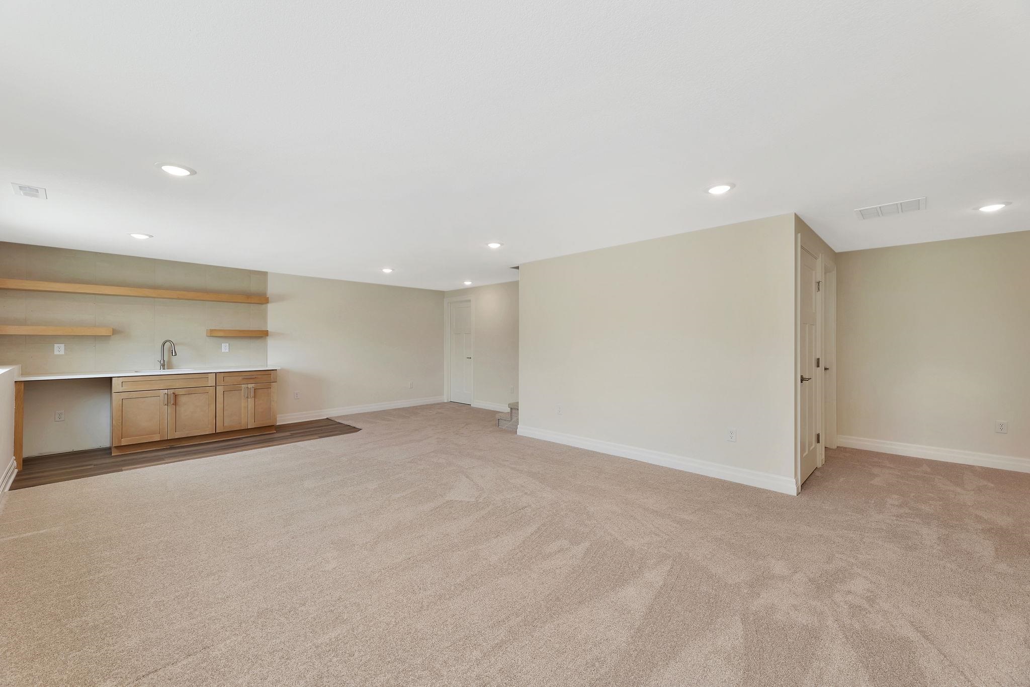 141 E Poplar Circle Goddard KS 67052