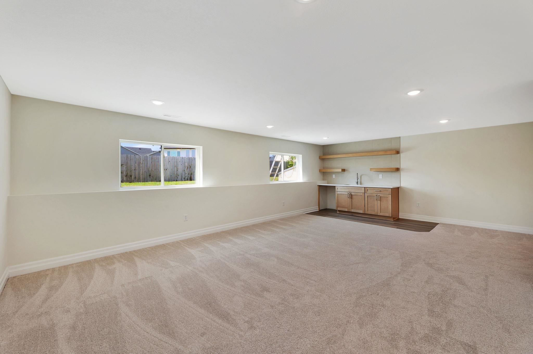 141 E Poplar Circle Goddard KS 67052