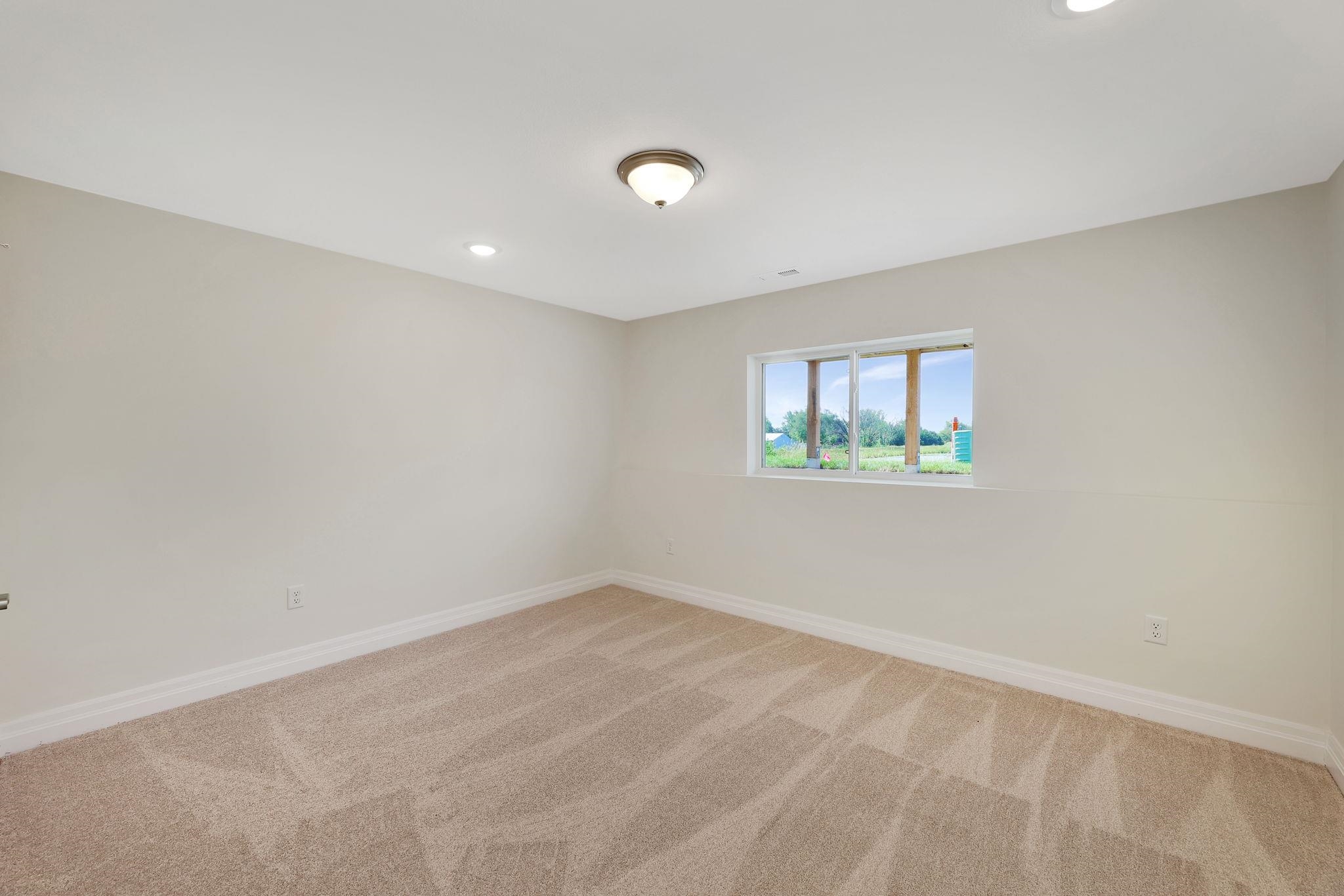 141 E Poplar Circle Goddard KS 67052