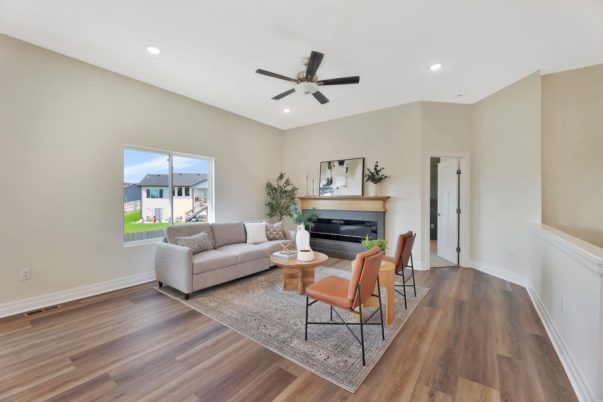 141 E Poplar Circle Goddard KS 67052