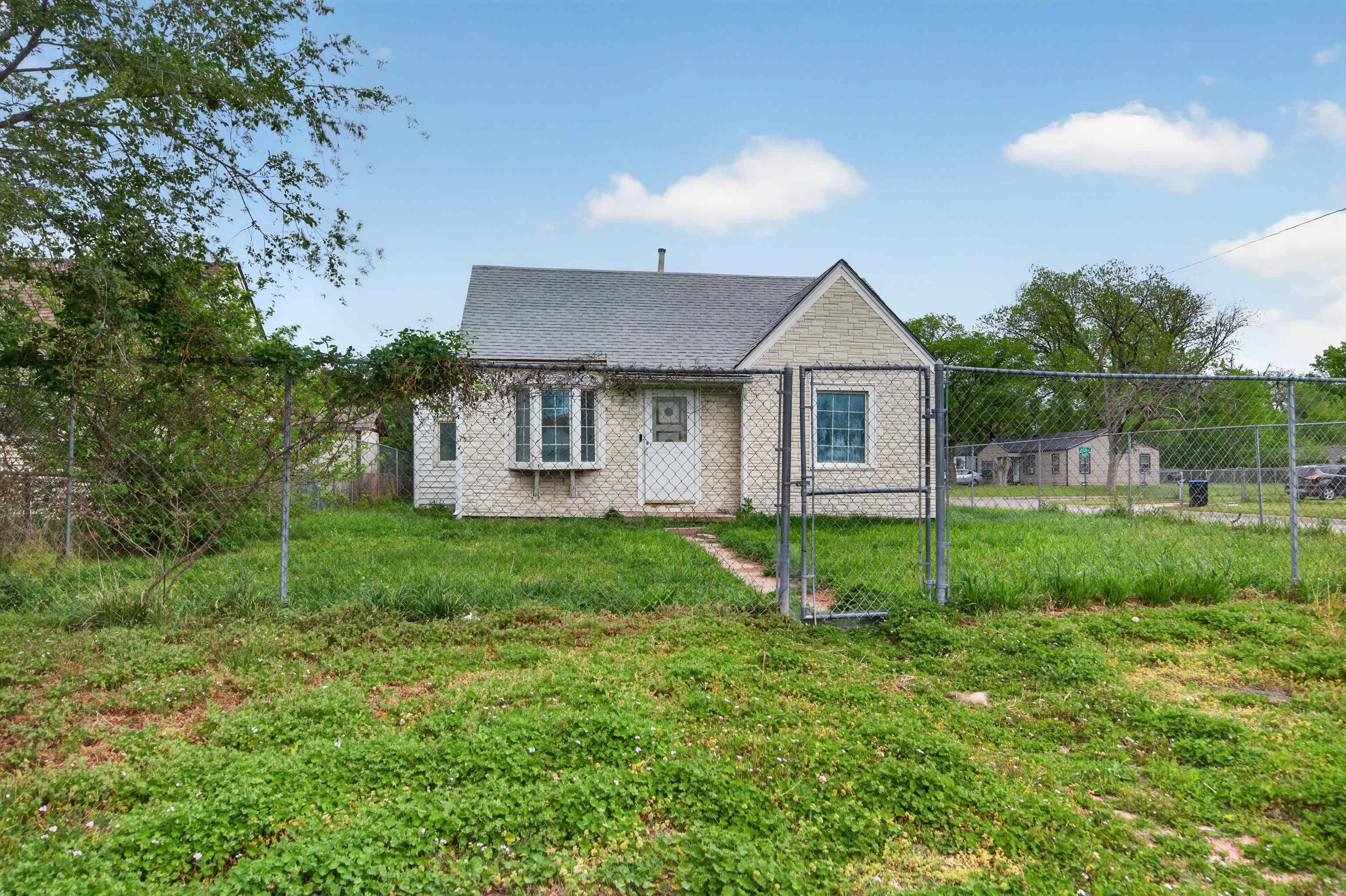 1926 E 24th Street N Wichita KS 67219