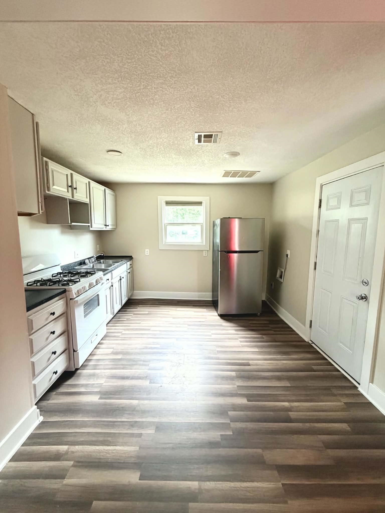 2966 S Davidson Street Wichita KS 67210