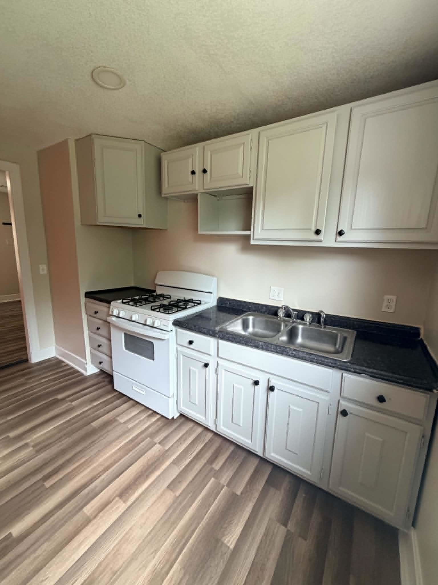2966 S Davidson Street Wichita KS 67210