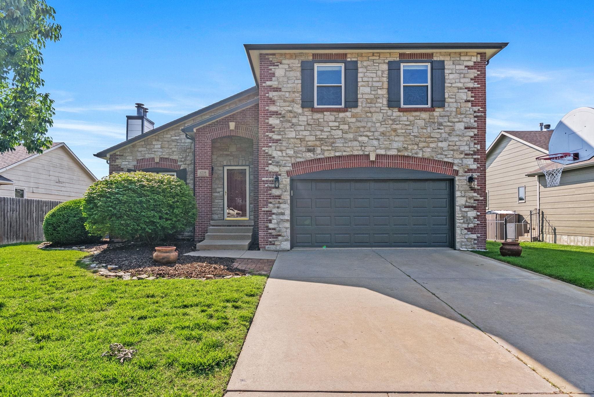 4238 Westlake Drive Bel Aire KS 67220