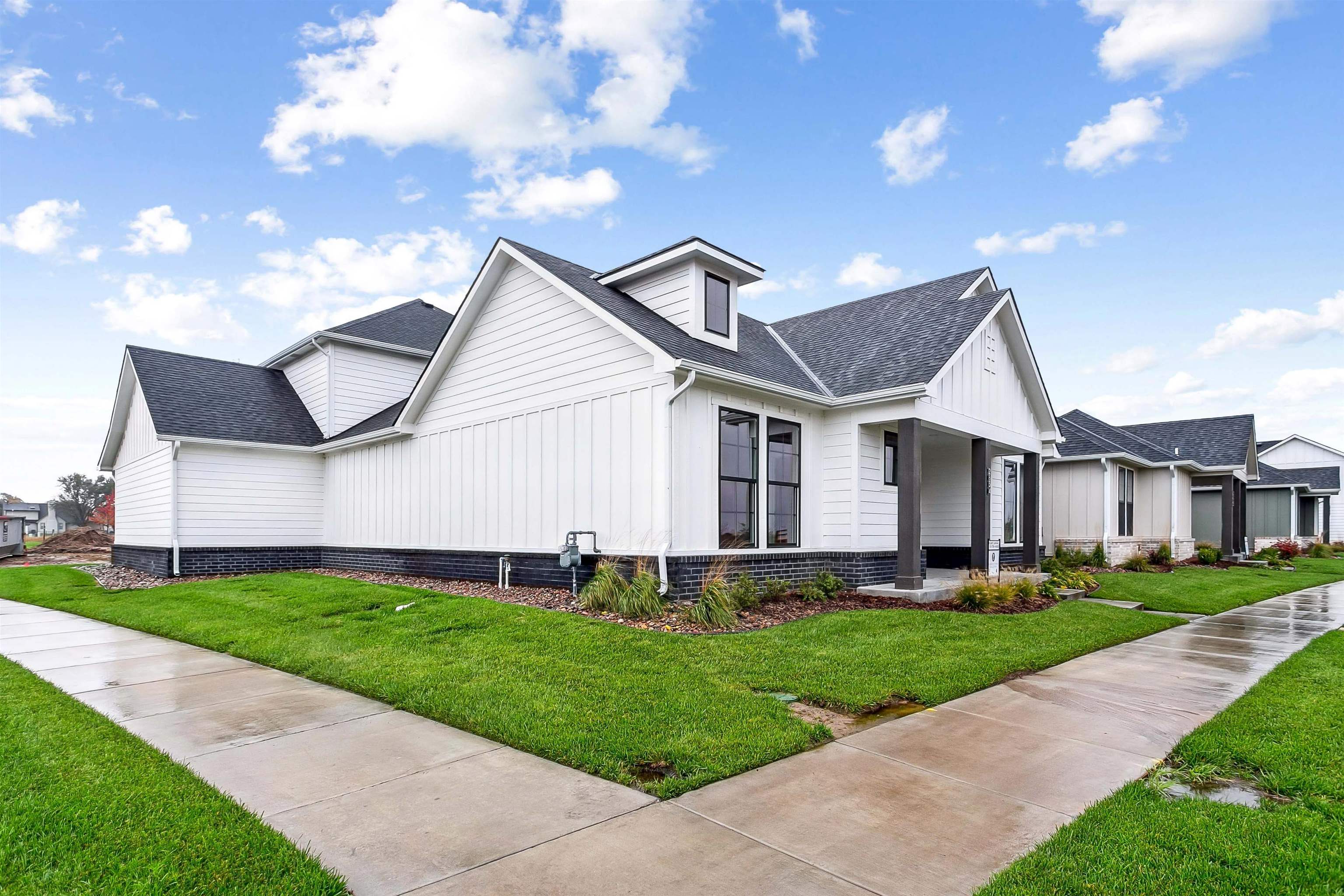 2834 W Shearwater Wichita KS 67204
