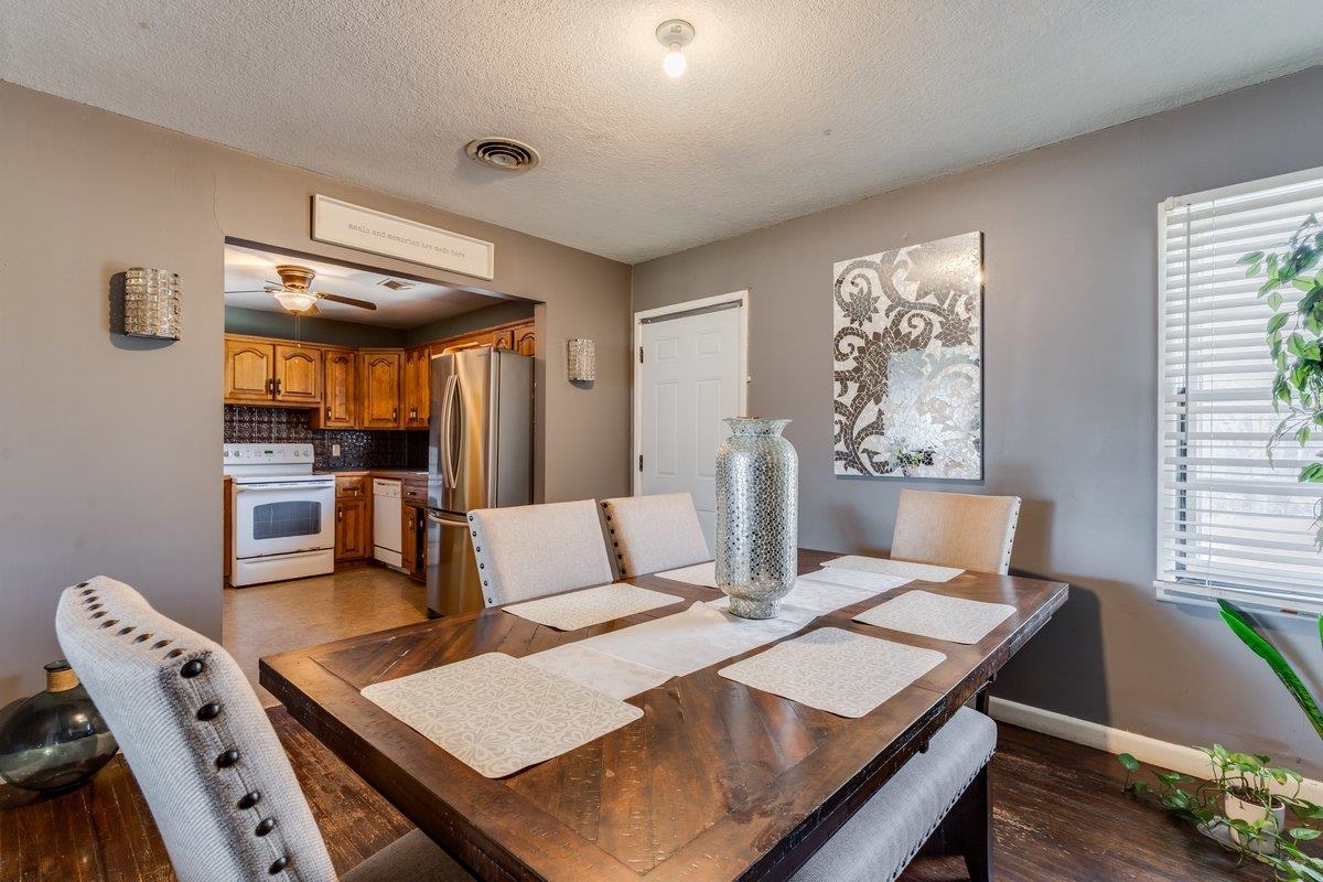 5514 E Kinkaid Street Wichita KS 67218