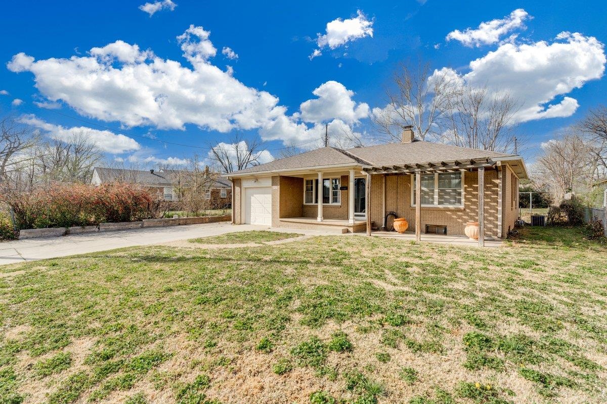 5514 E Kinkaid Street Wichita KS 67218
