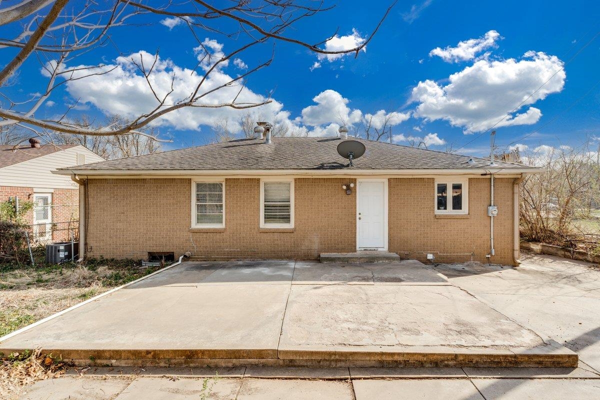 5514 E Kinkaid Street Wichita KS 67218