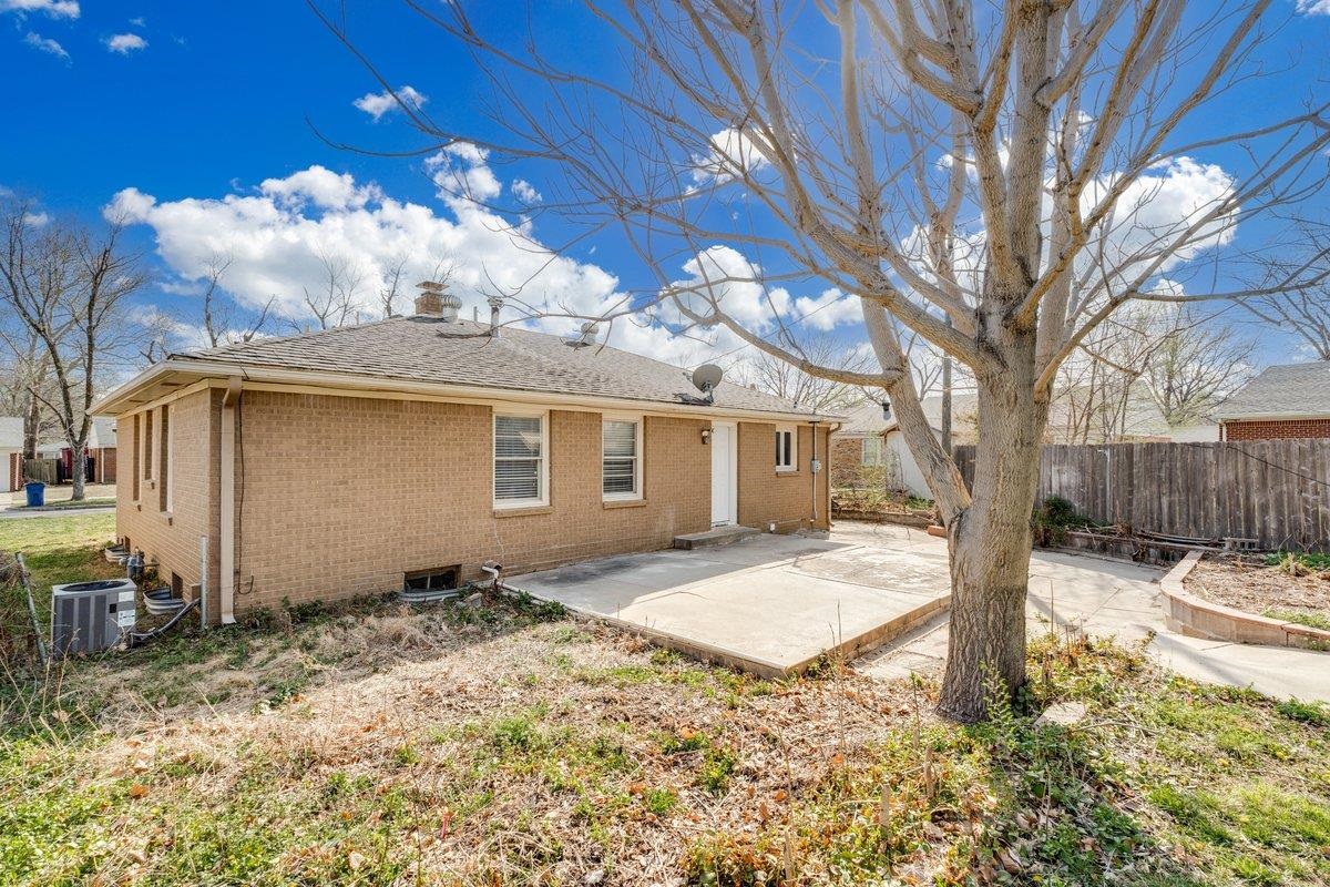 5514 E Kinkaid Street Wichita KS 67218