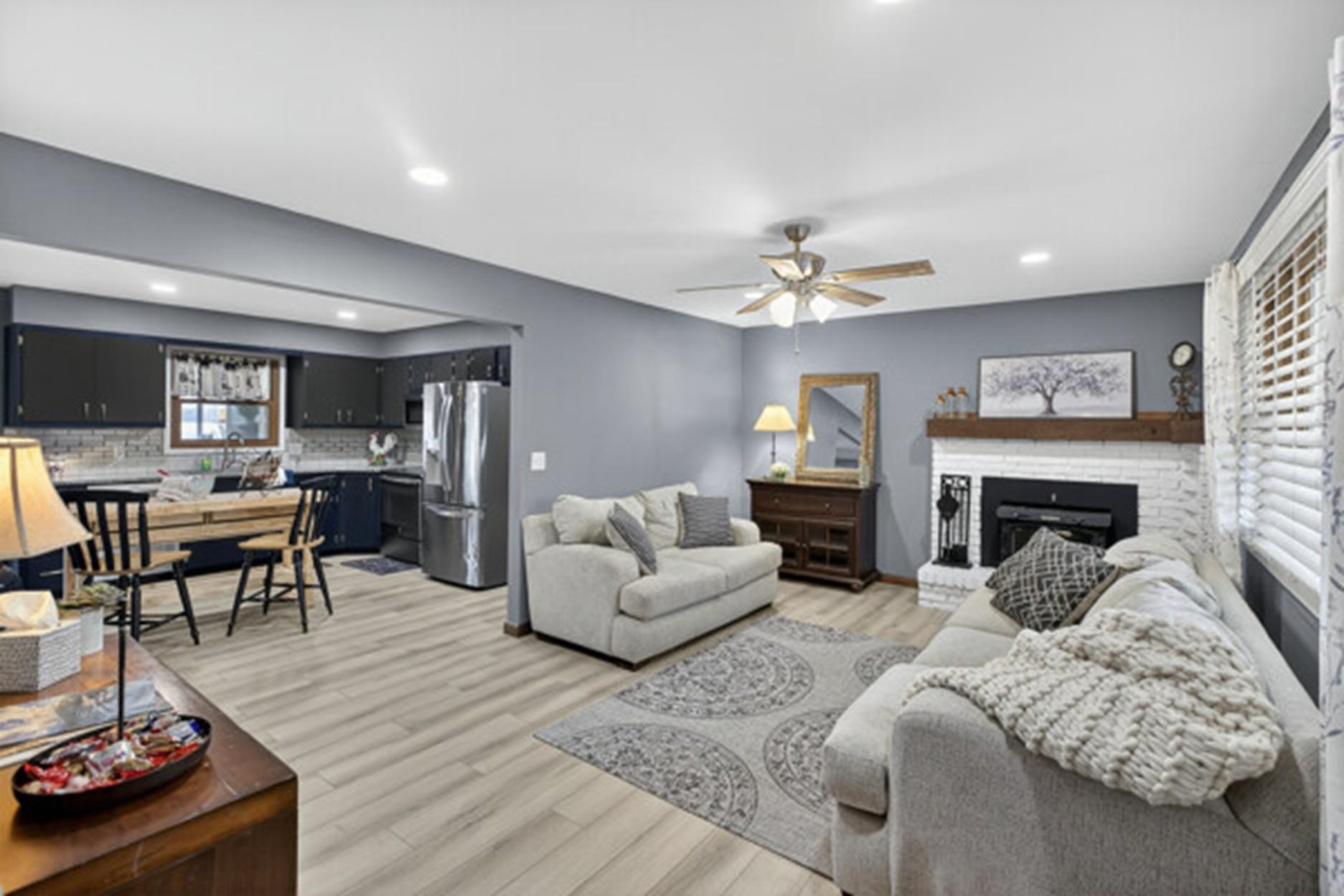 1155 N Oliver Road Belle Plaine KS 67013
