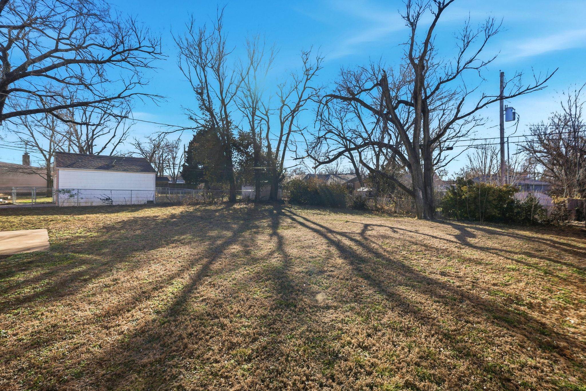 1619 Robbins Augusta KS 67010