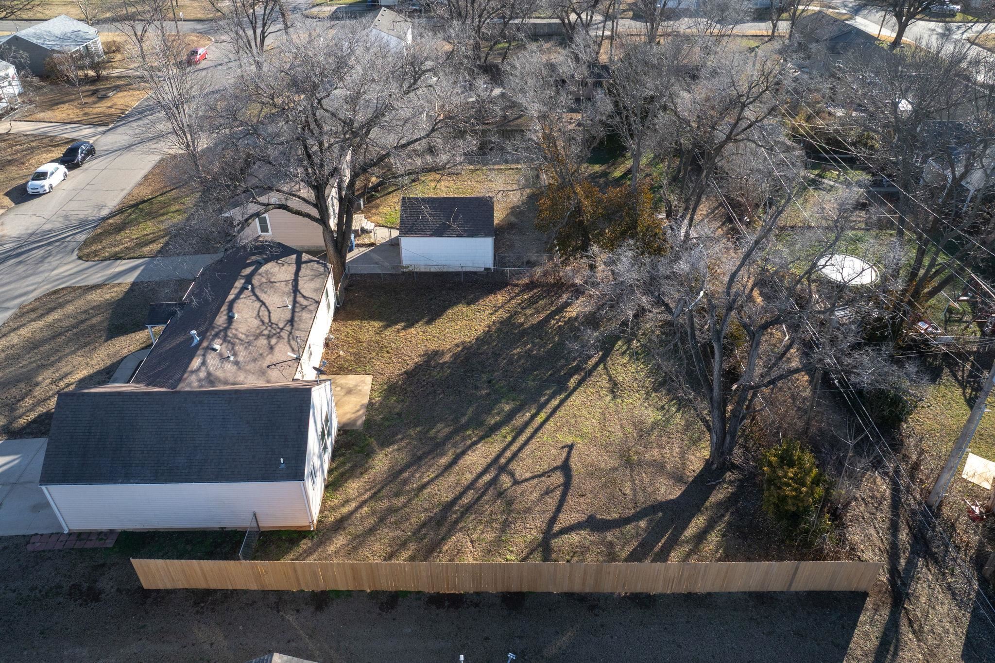 1619 Robbins Augusta KS 67010