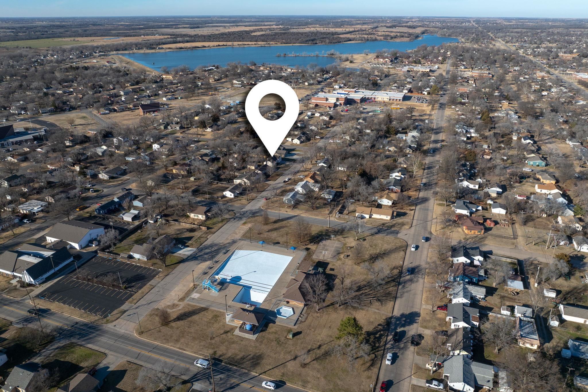 1619 Robbins Augusta KS 67010