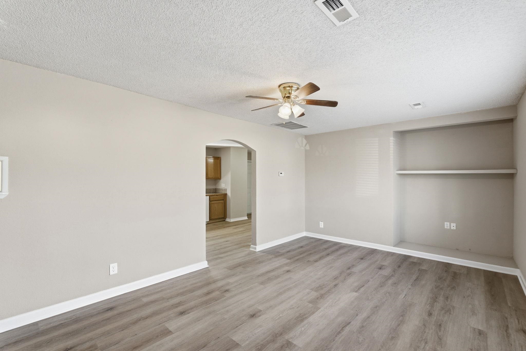 1619 Robbins Augusta KS 67010