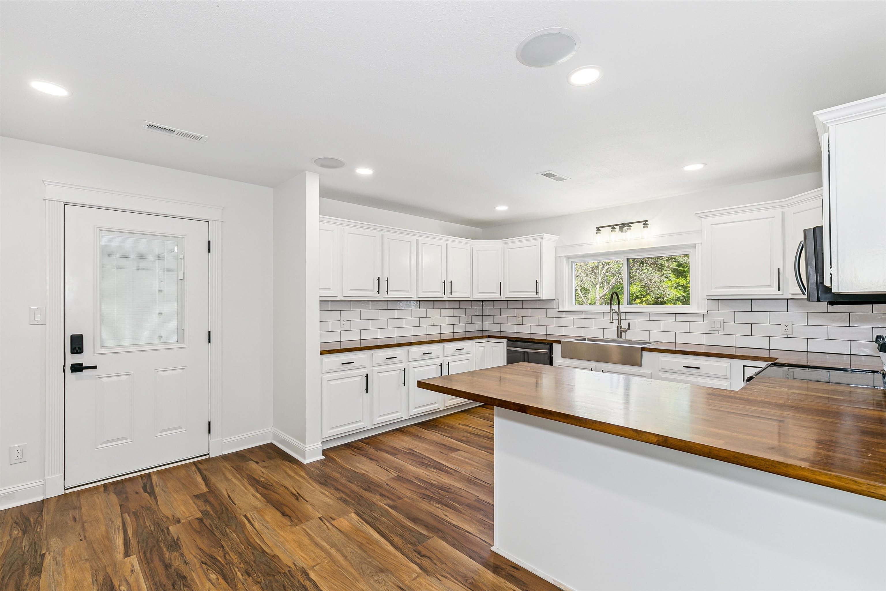 7734 S 143rd Street E Derby KS 67037