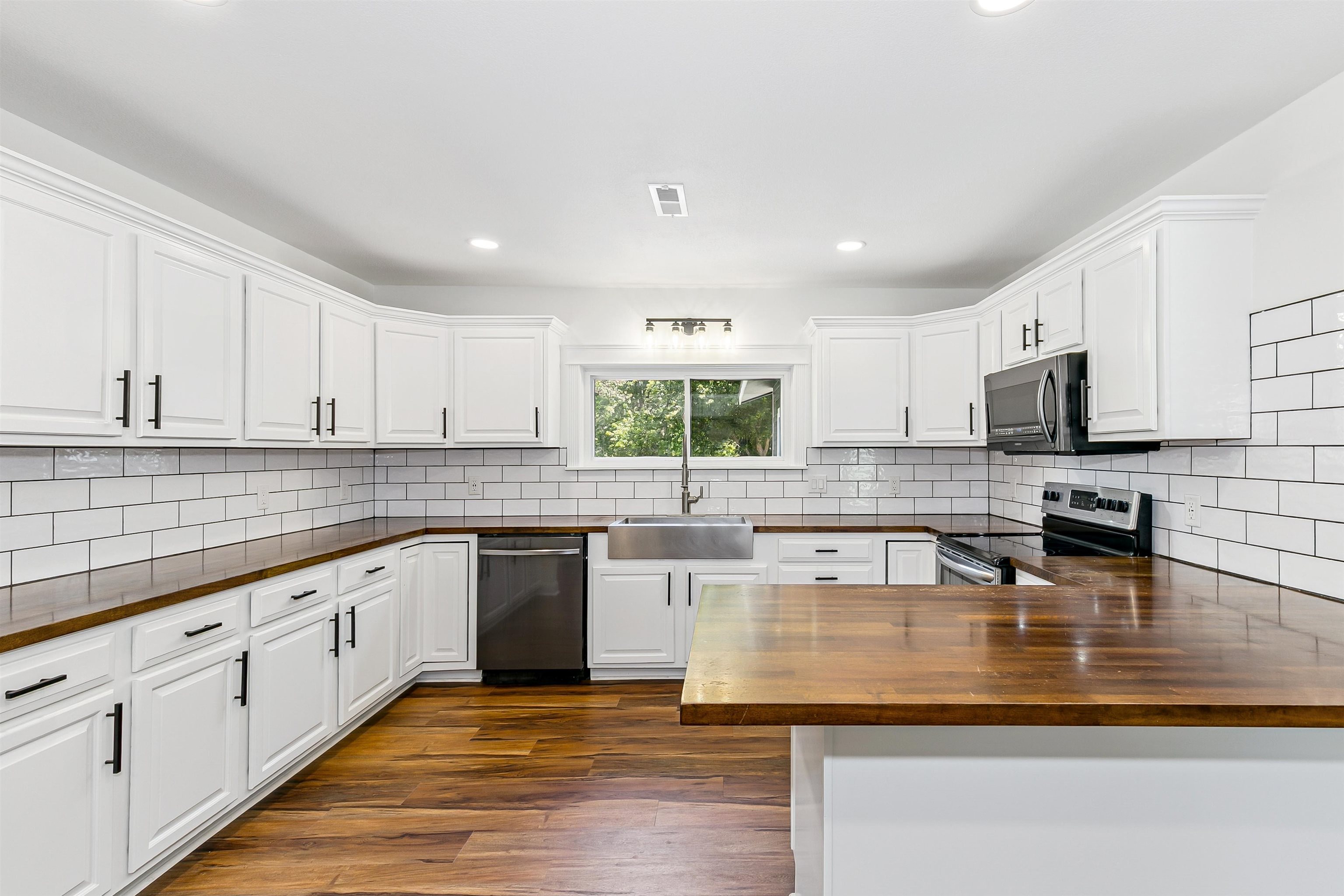 7734 S 143rd Street E Derby KS 67037