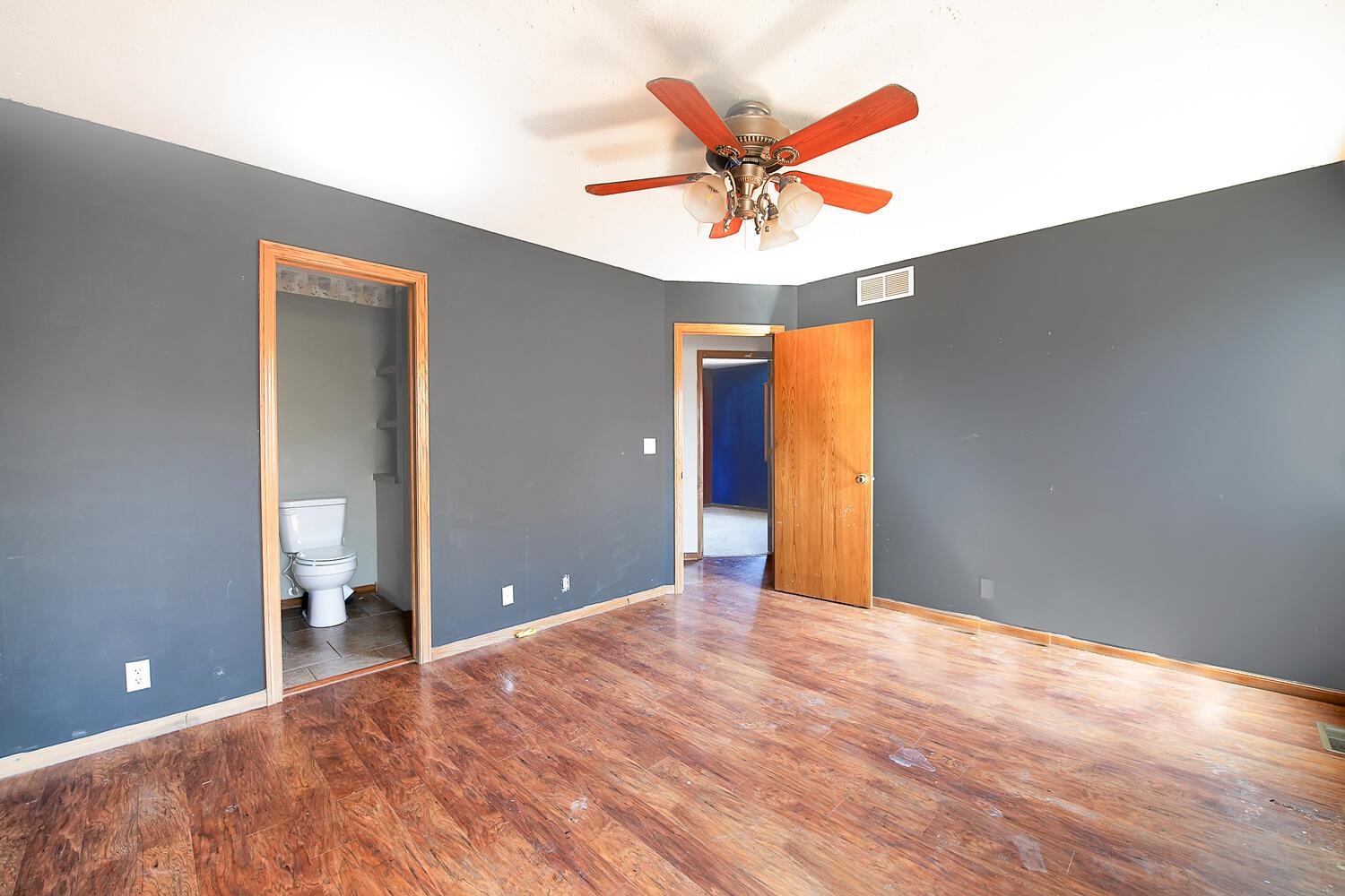 1130 N Burrows Belle Plaine KS 67013