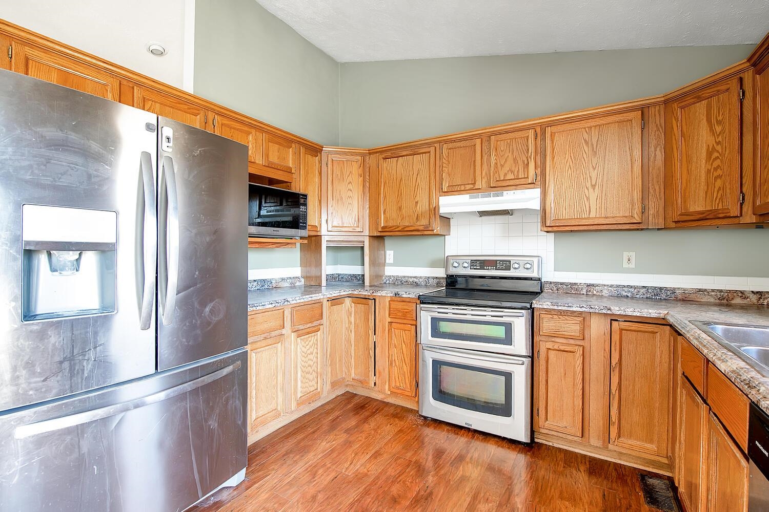 1130 N Burrows Belle Plaine KS 67013