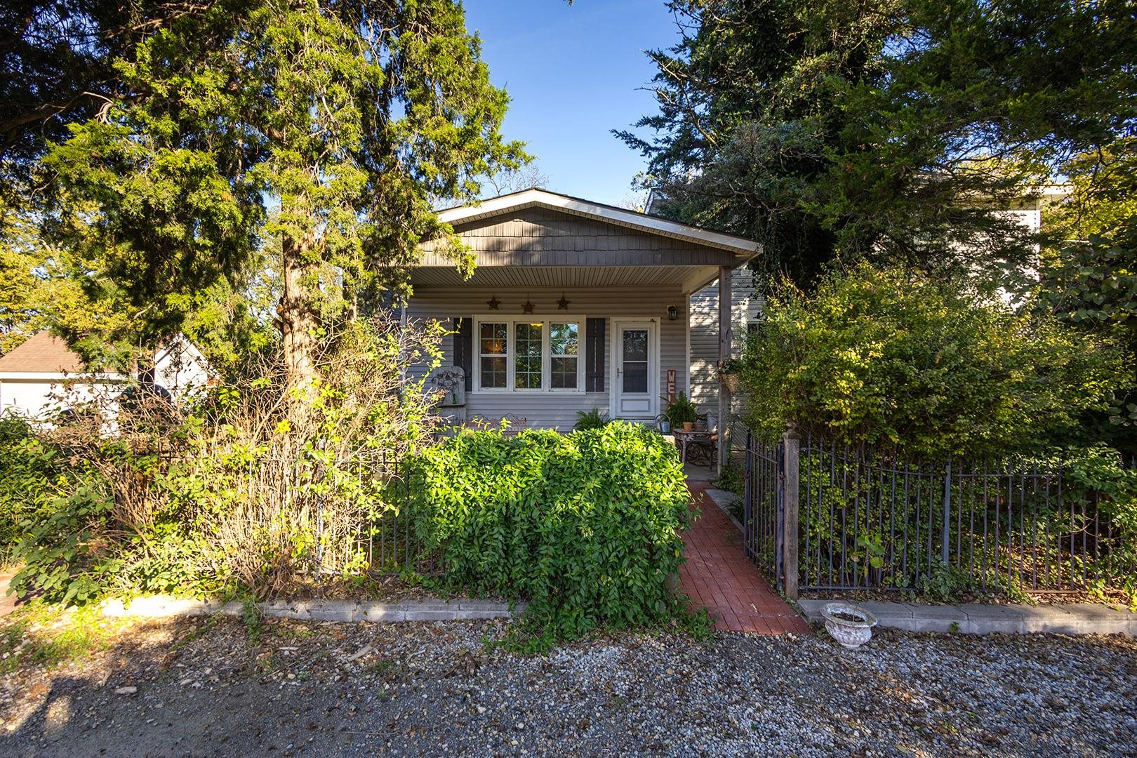 2017 NW Prairie Creek Benton KS 67017