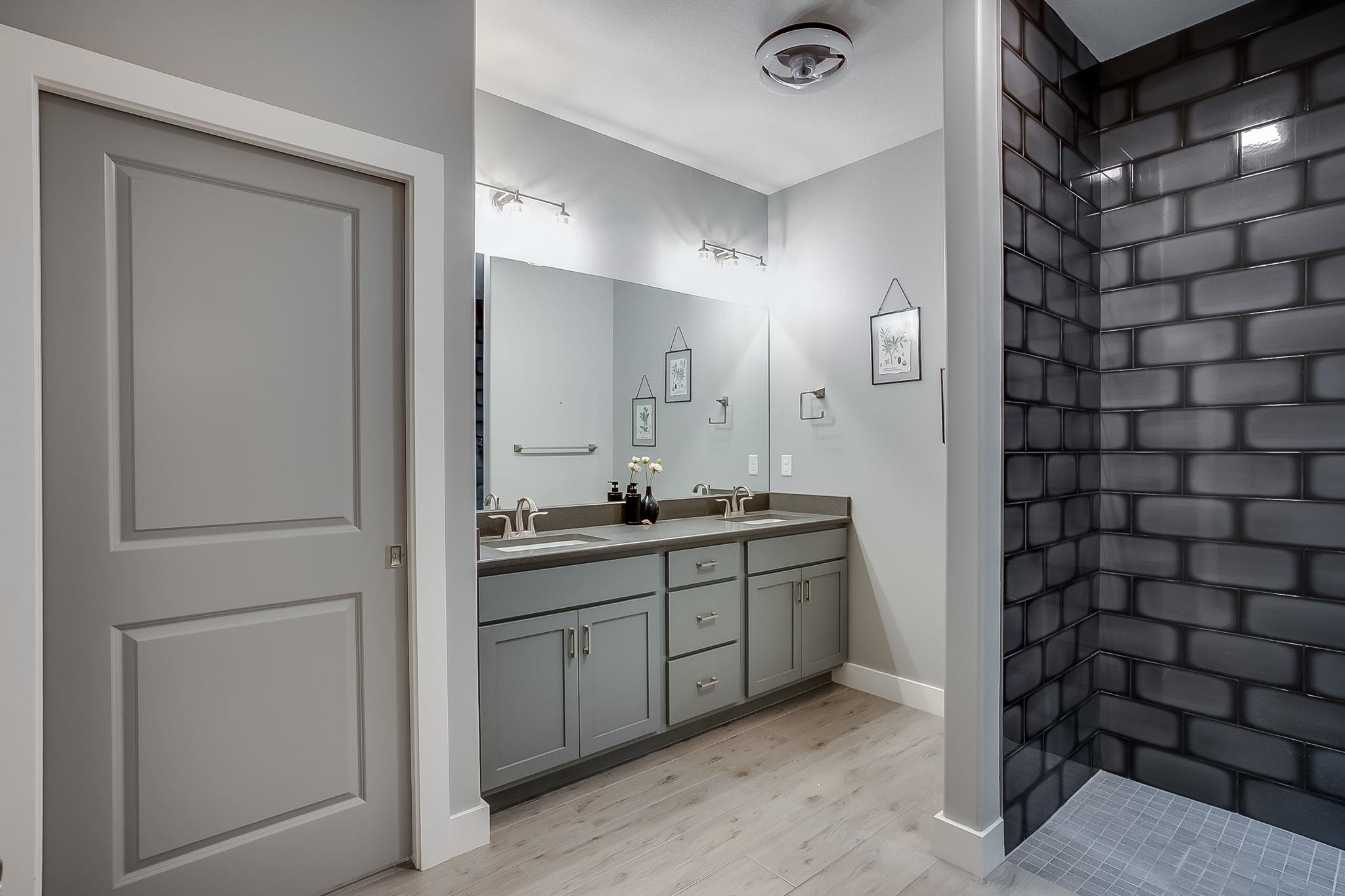 1219 S Forestview Street Wichita KS 67235