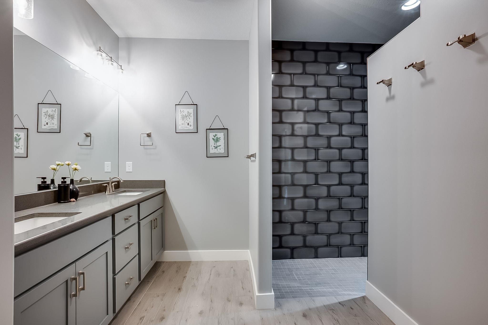1219 S Forestview Street Wichita KS 67235