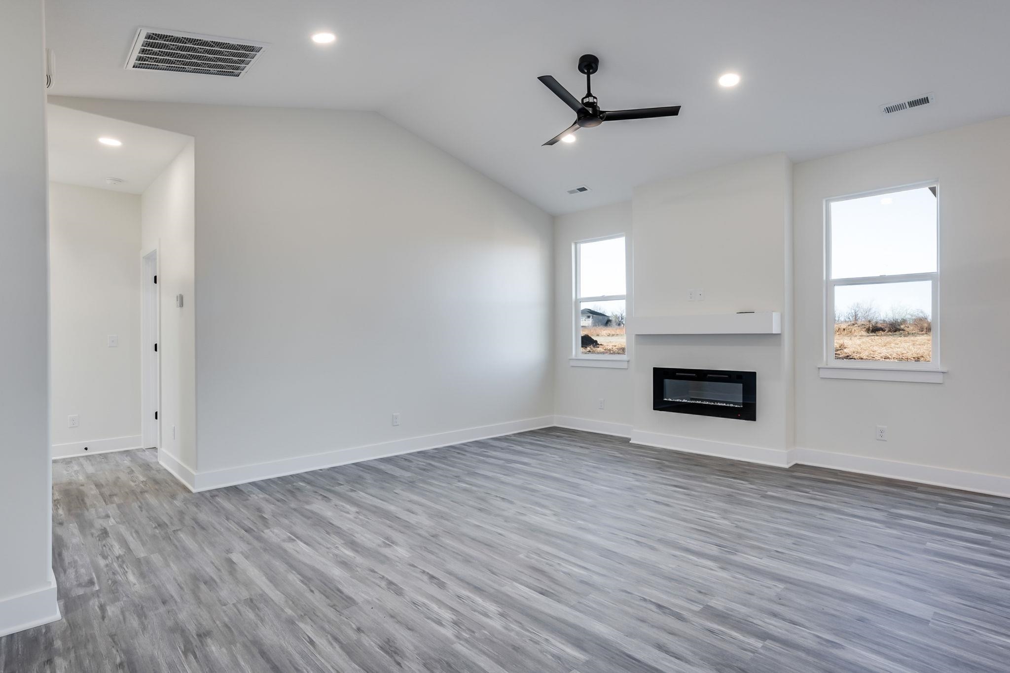 193 S Sycamore Drive Valley Center KS 67147