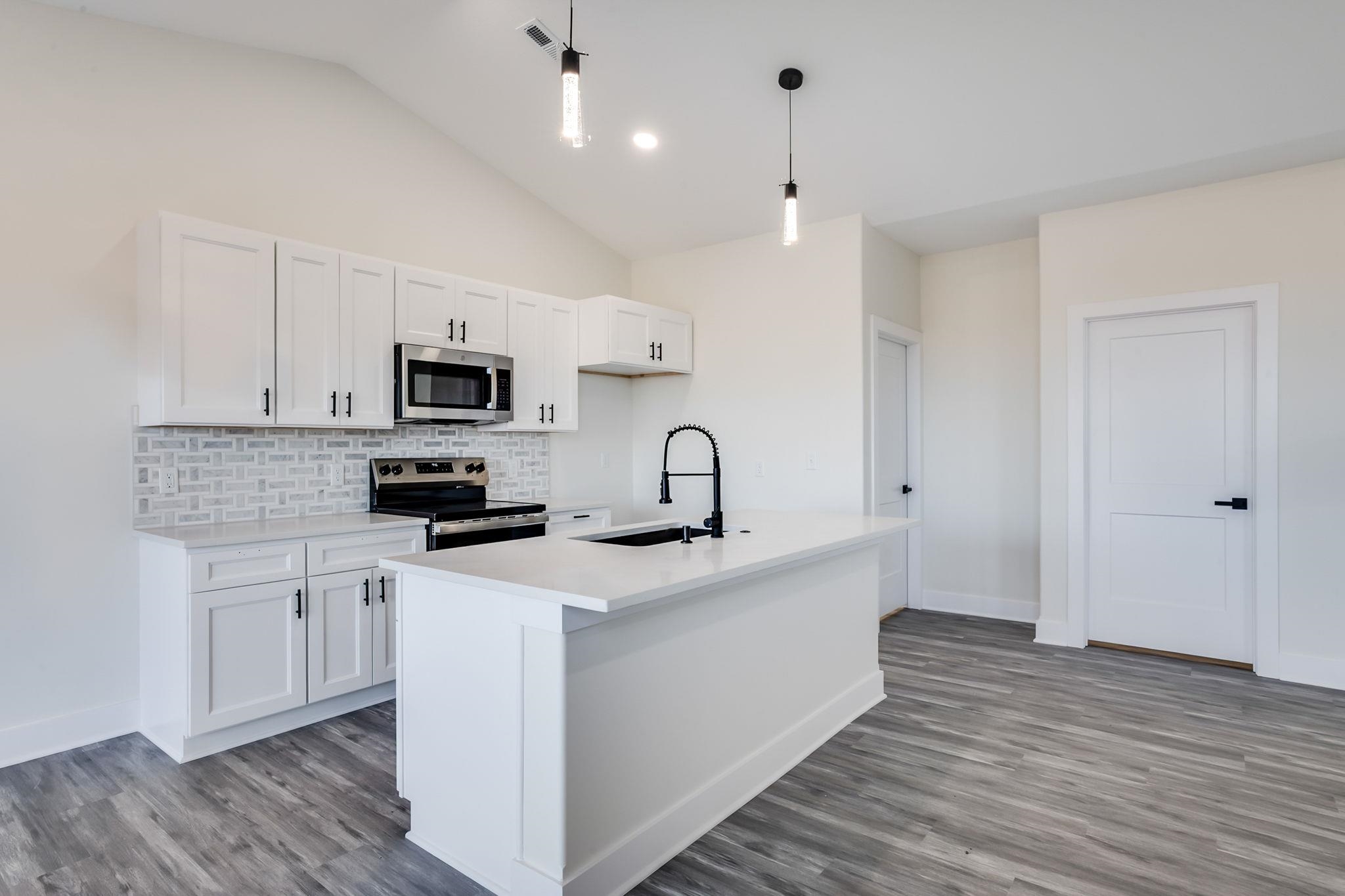 193 S Sycamore Drive Valley Center KS 67147