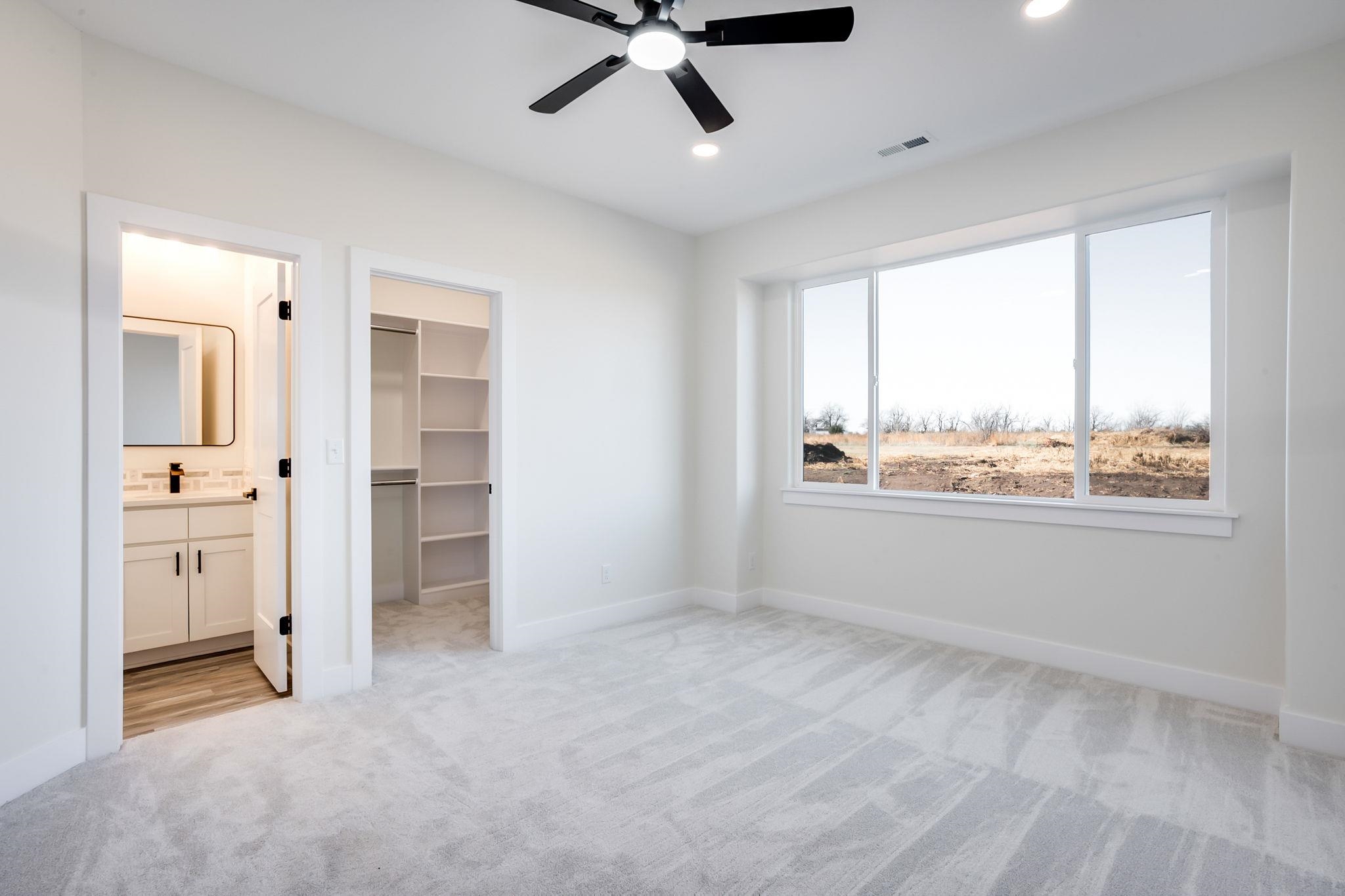 193 S Sycamore Drive Valley Center KS 67147