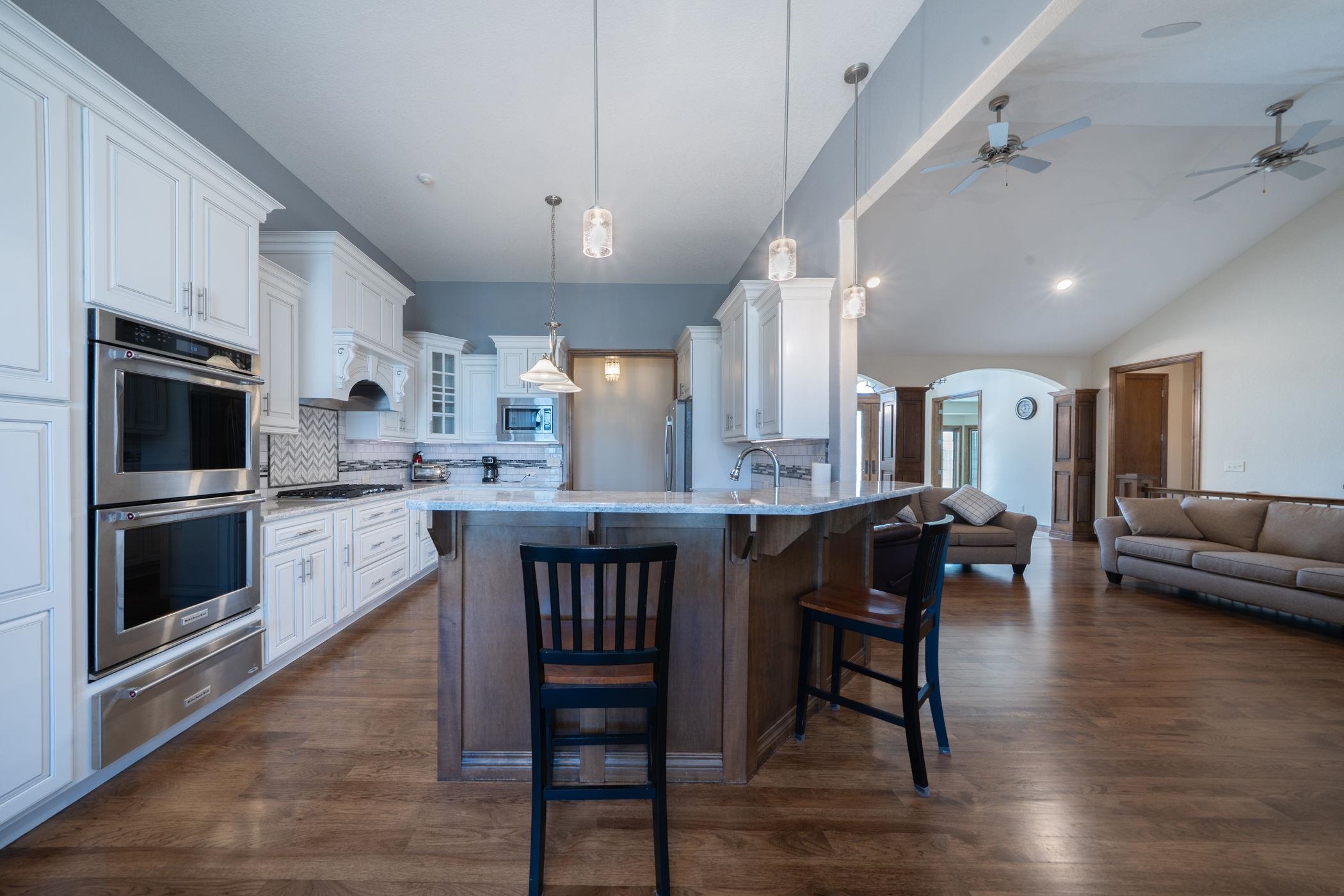 2901 N Fox Pointe Circle Wichita KS 67226