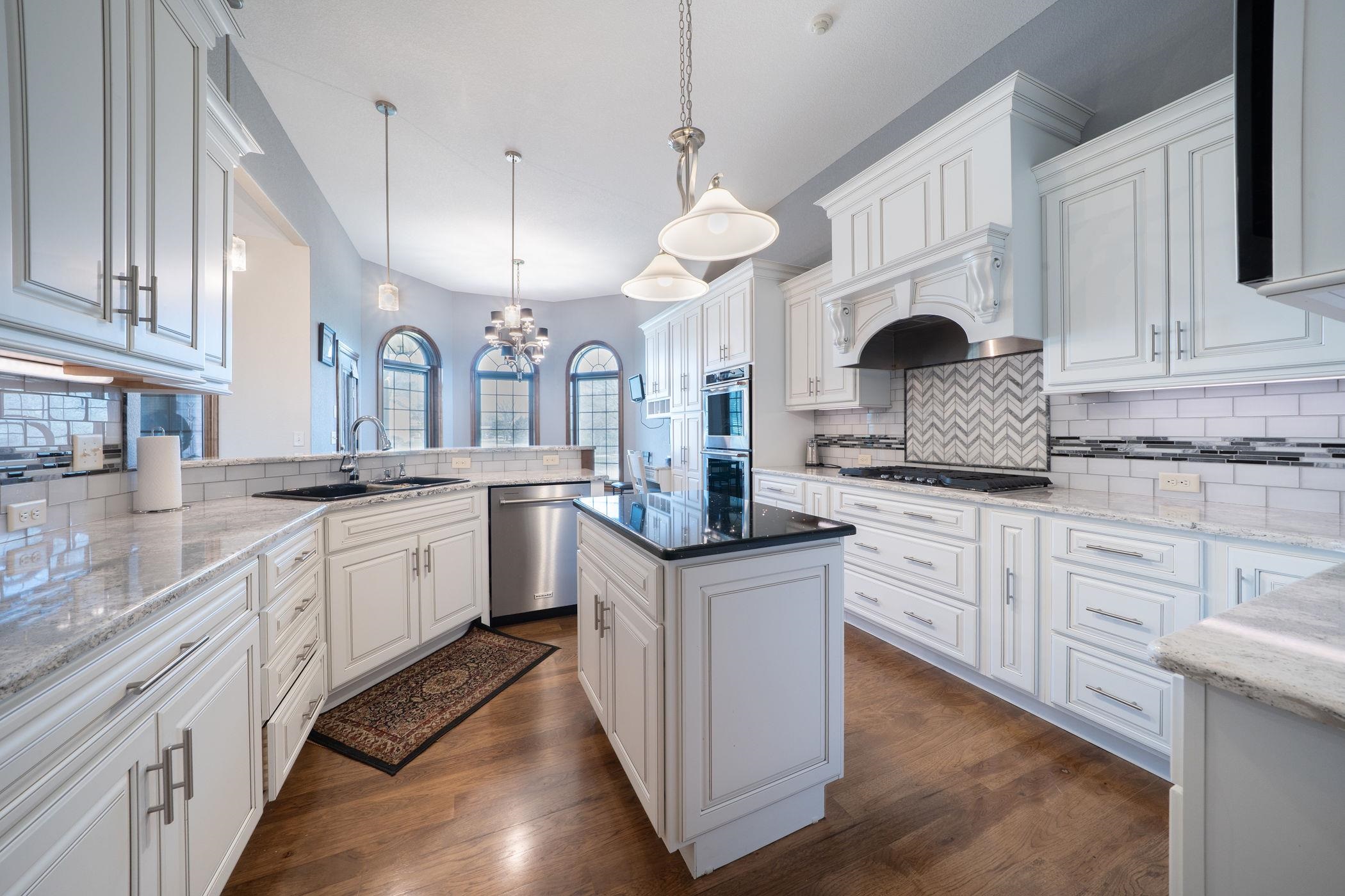 2901 N Fox Pointe Circle Wichita KS 67226