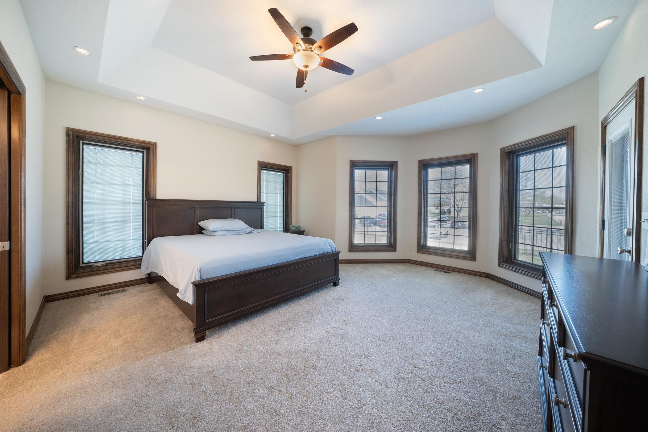 2901 N Fox Pointe Circle Wichita KS 67226