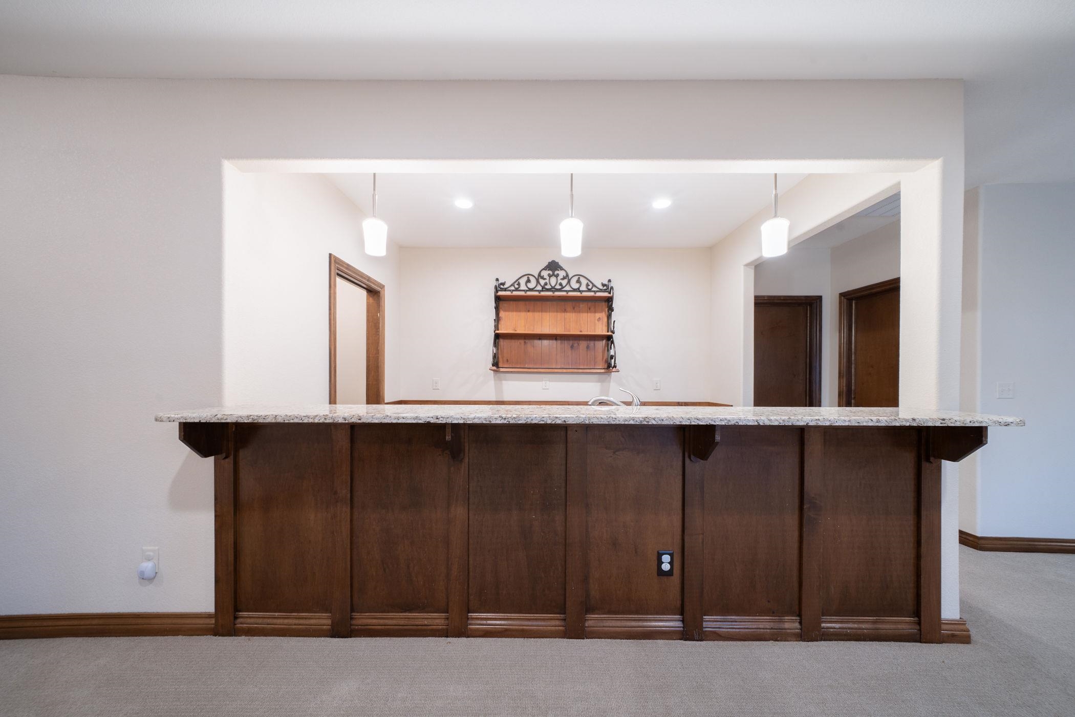 2901 N Fox Pointe Circle Wichita KS 67226