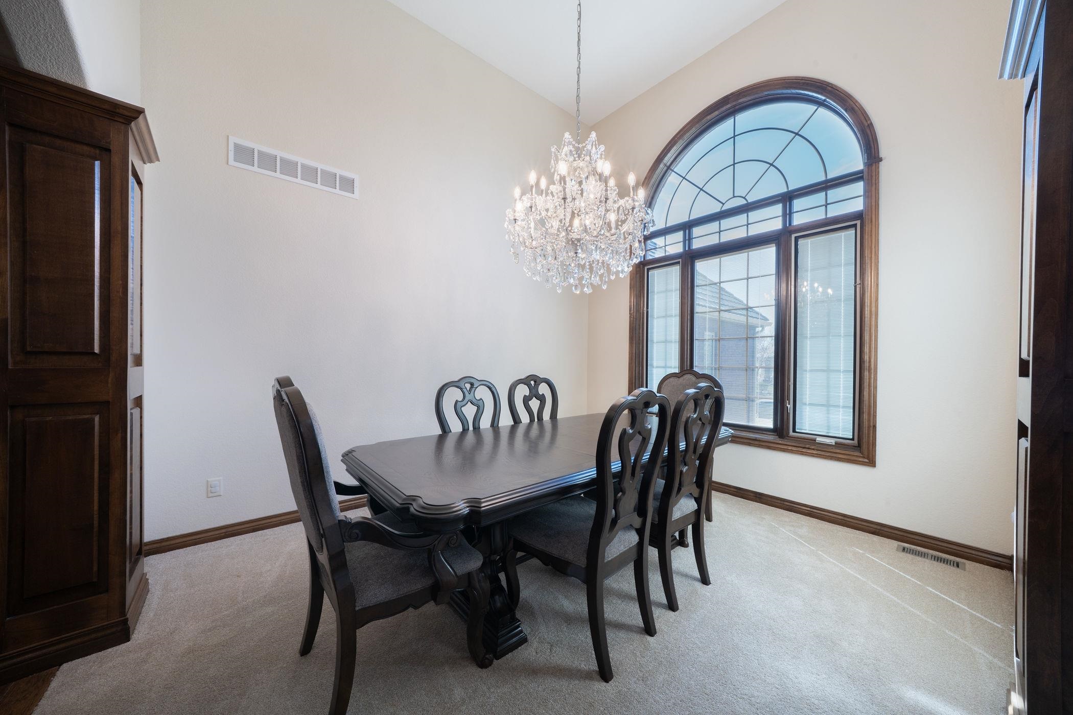 2901 N Fox Pointe Circle Wichita KS 67226
