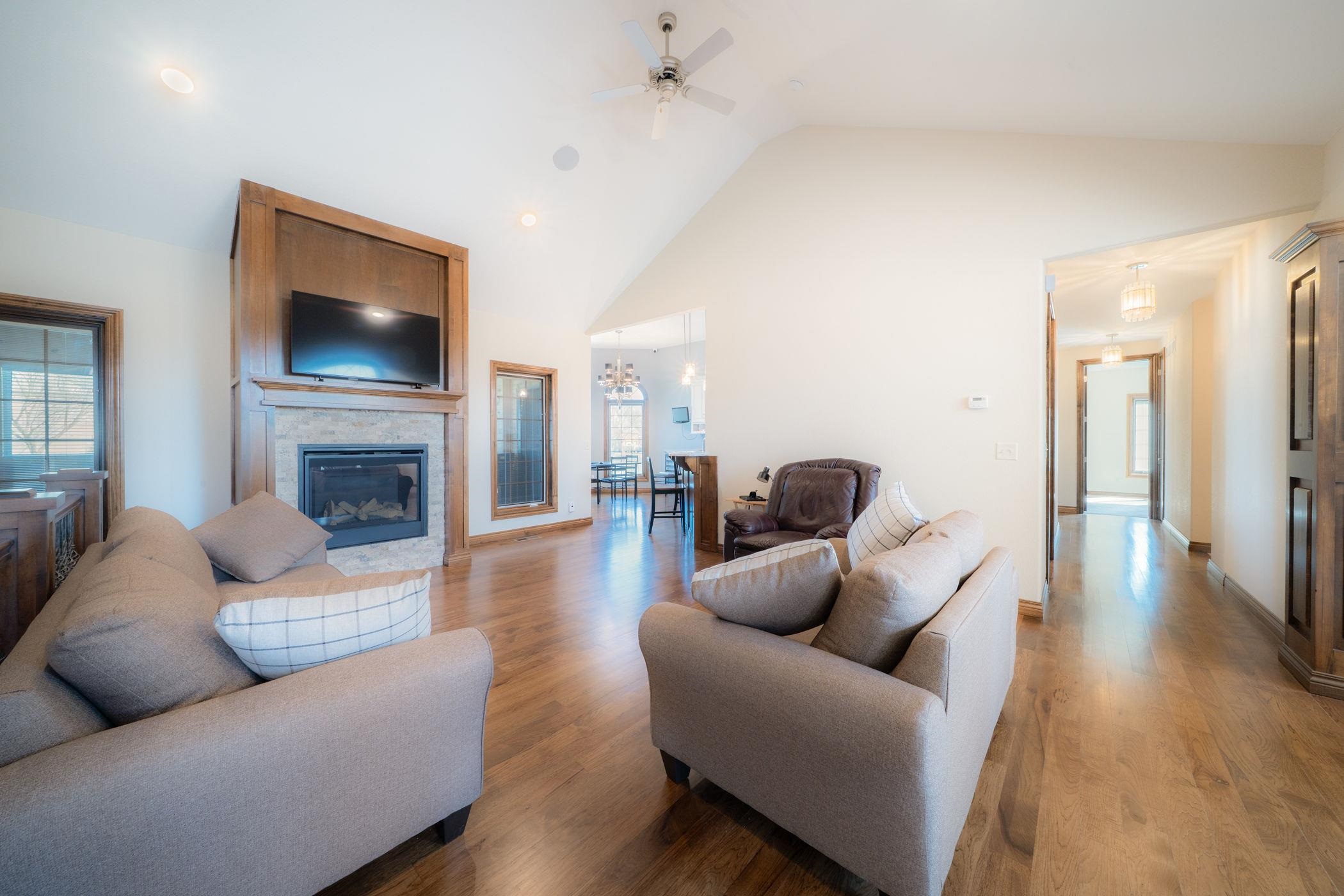 2901 N Fox Pointe Circle Wichita KS 67226