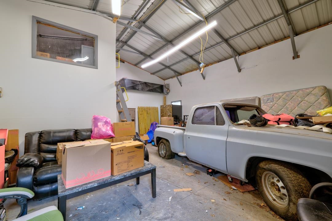 1302 Hackney Winfield KS 67156