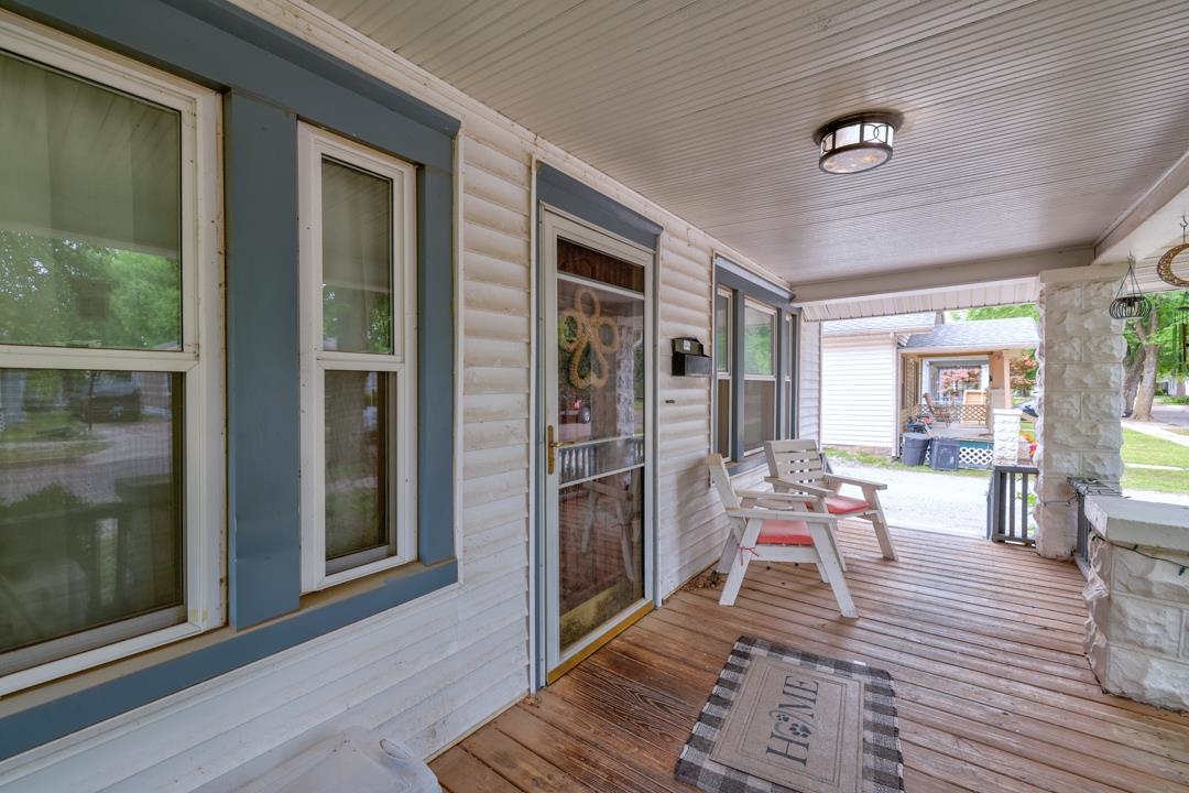 1302 Hackney Winfield KS 67156