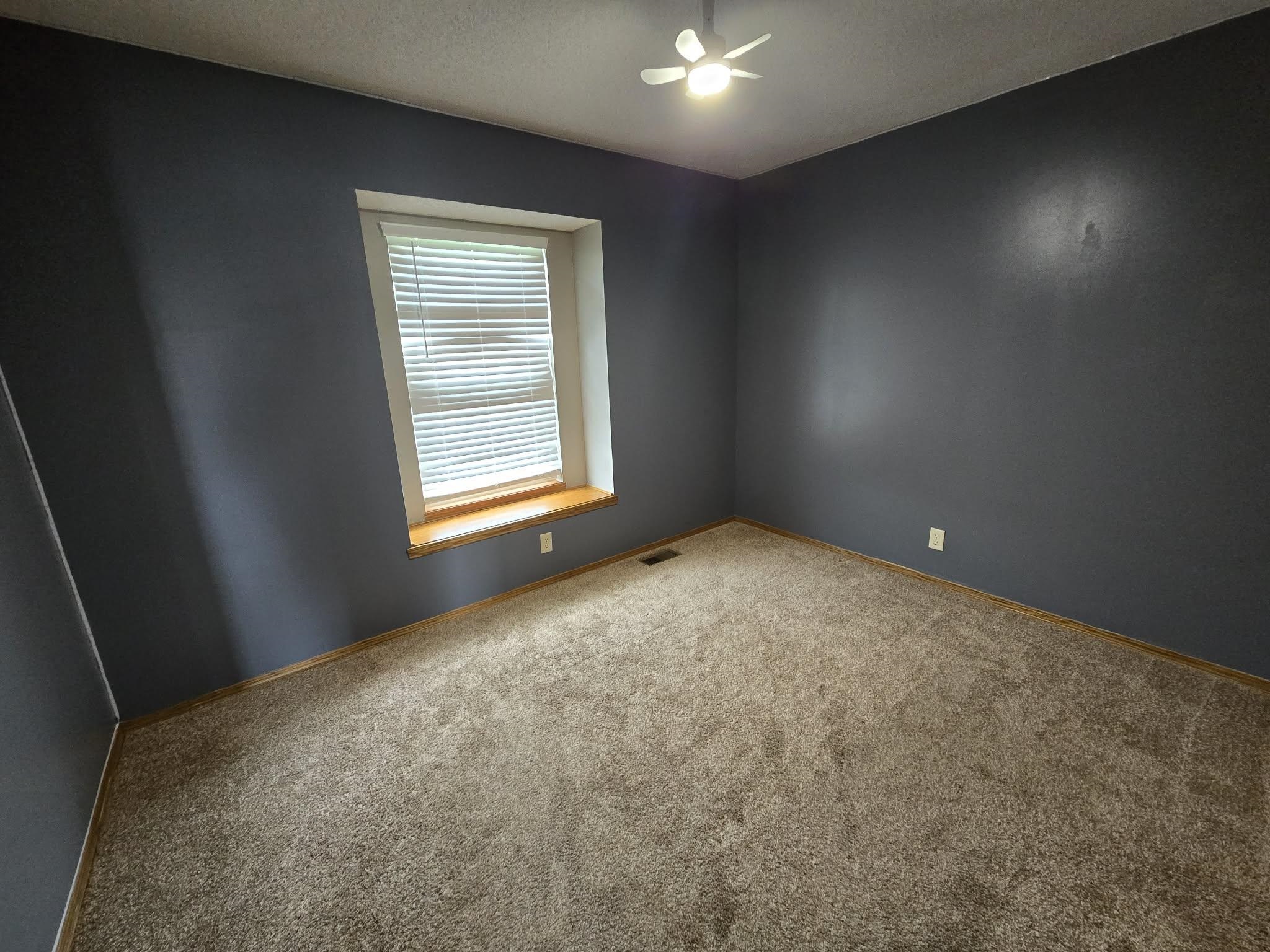 8841 N Hidden Lane Park City KS 67147