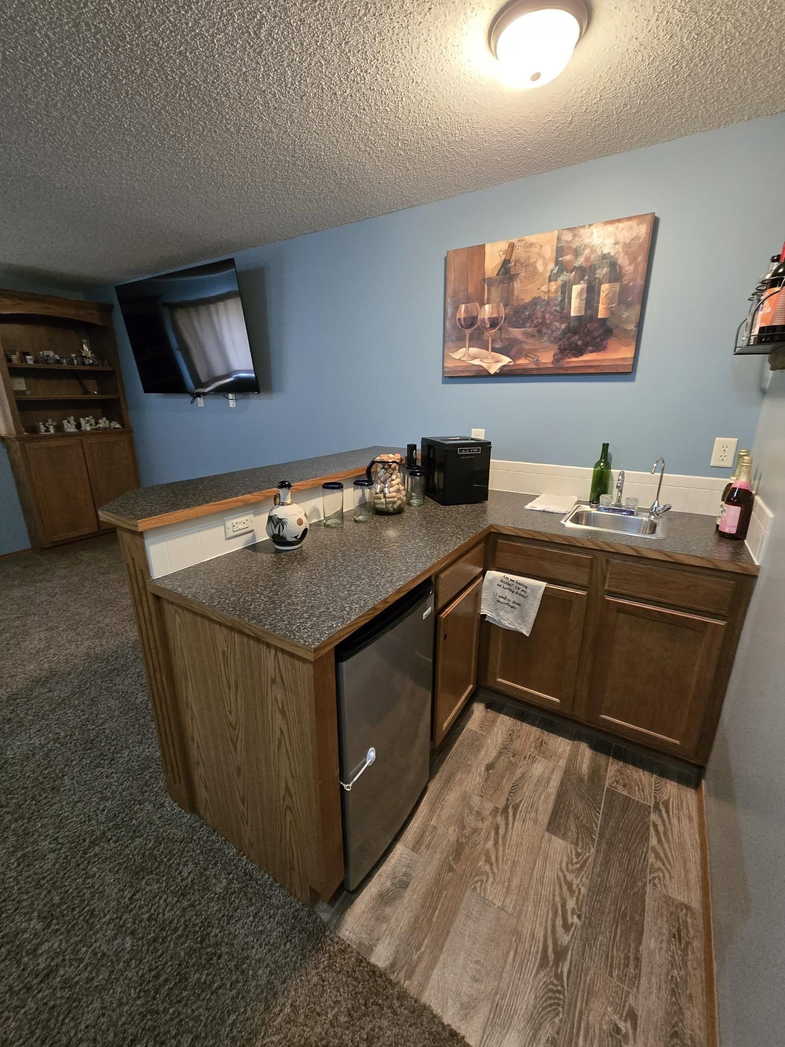 8841 N Hidden Lane Park City KS 67147