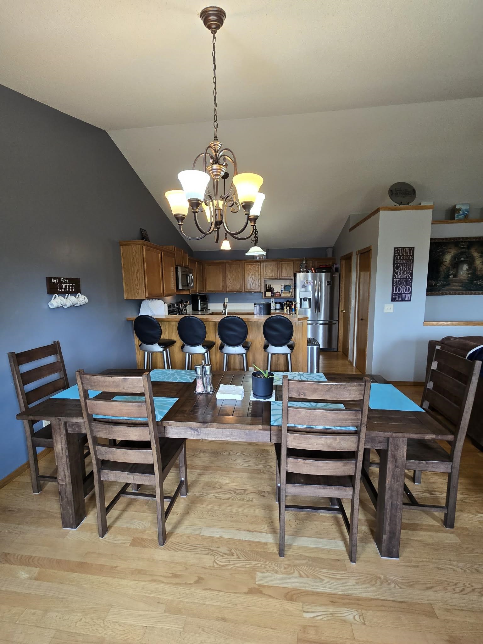 8841 N Hidden Lane Park City KS 67147