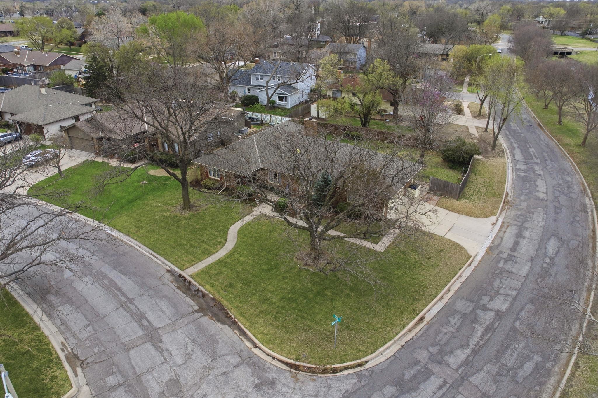 6903 E 14th Wichita KS 67206