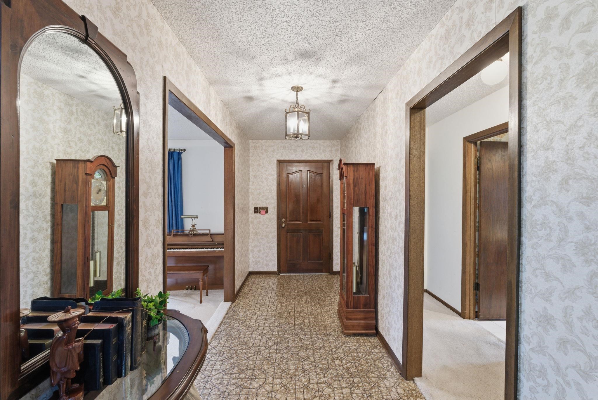 6903 E 14th Wichita KS 67206