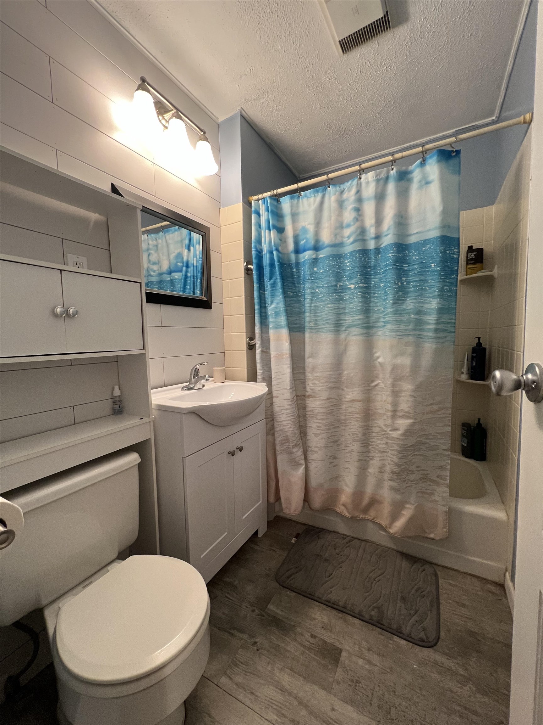 2016 Loomis Street Winfield KS 67156