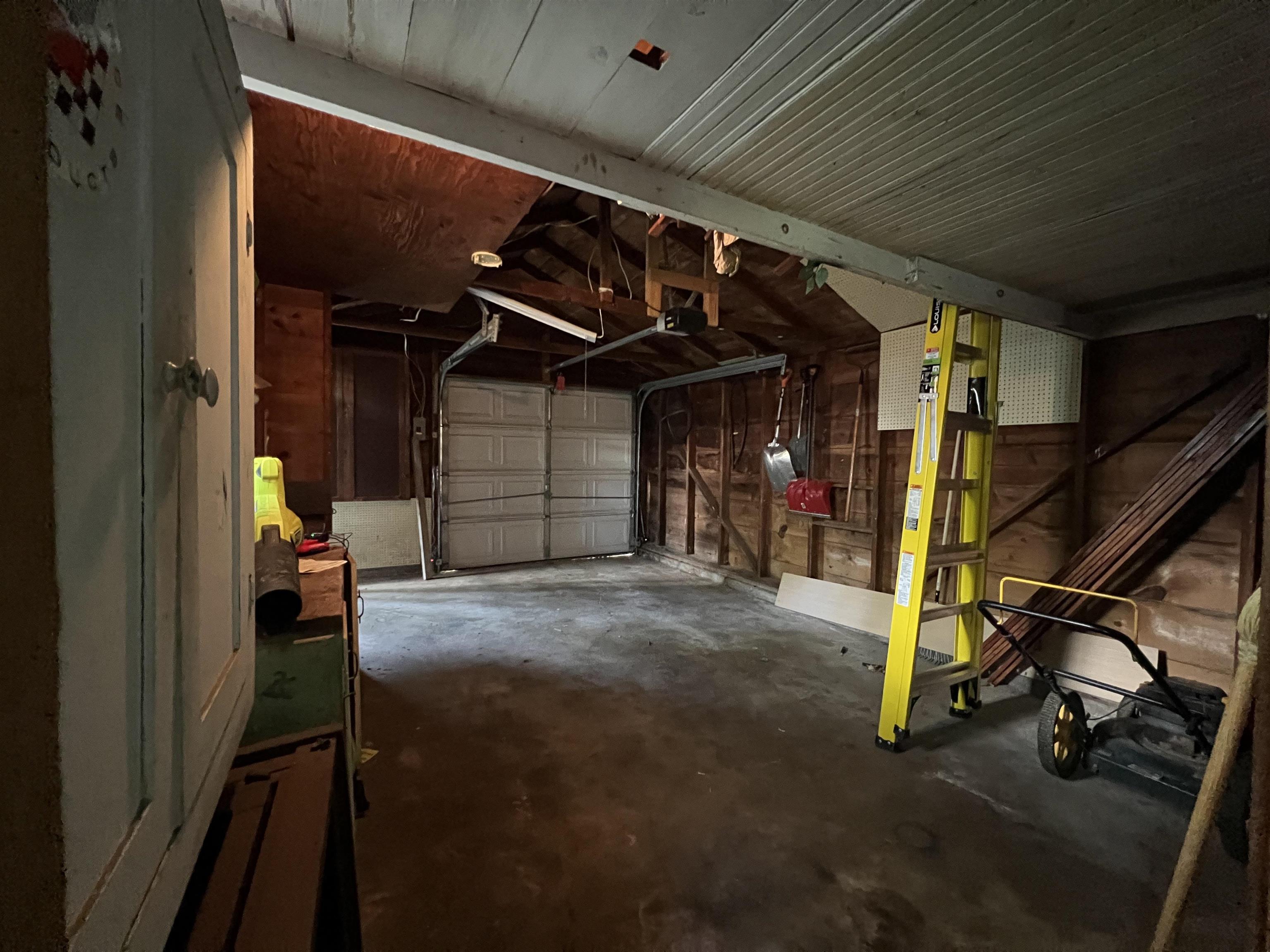 2016 Loomis Street Winfield KS 67156