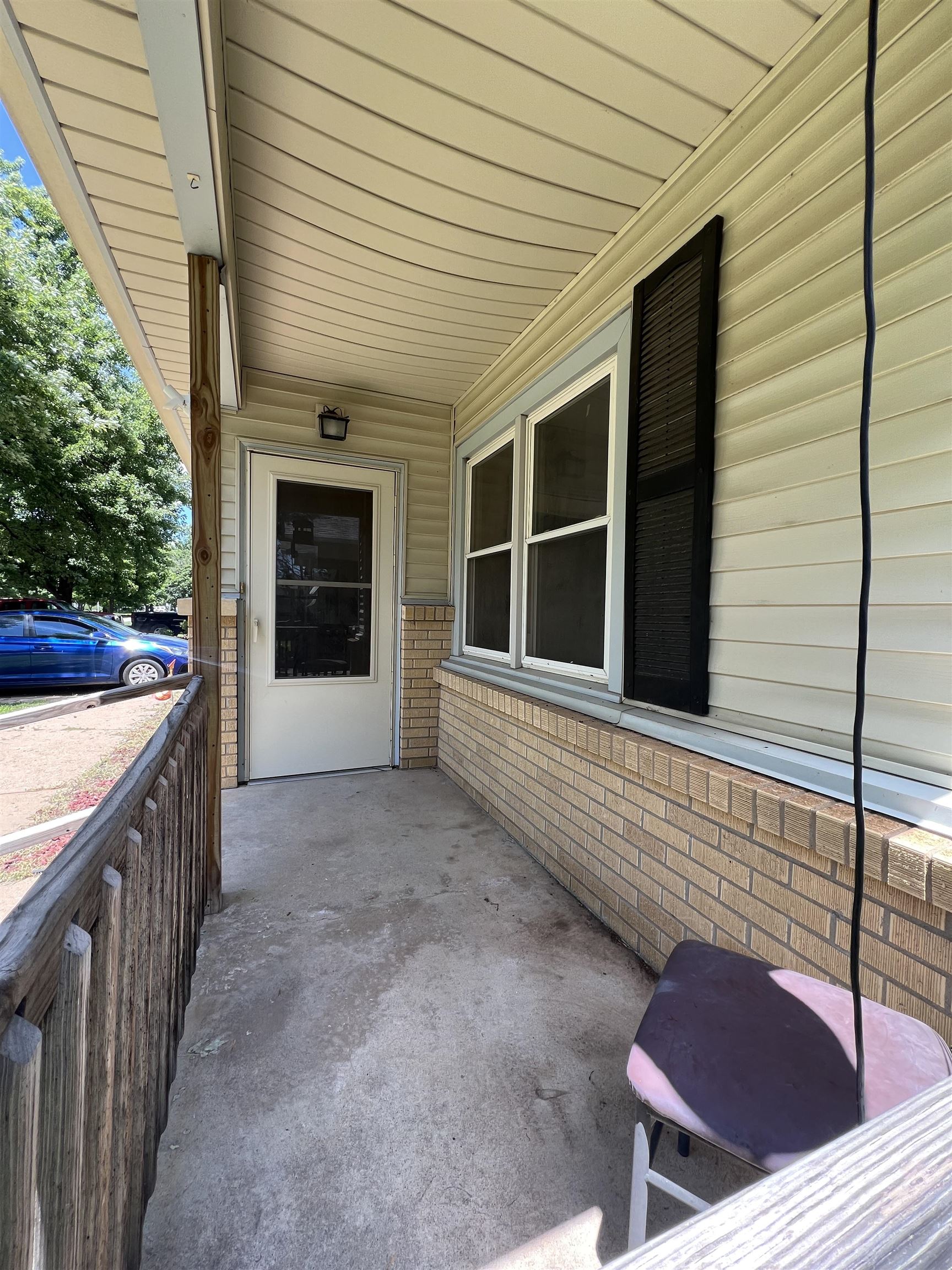 2016 Loomis Street Winfield KS 67156