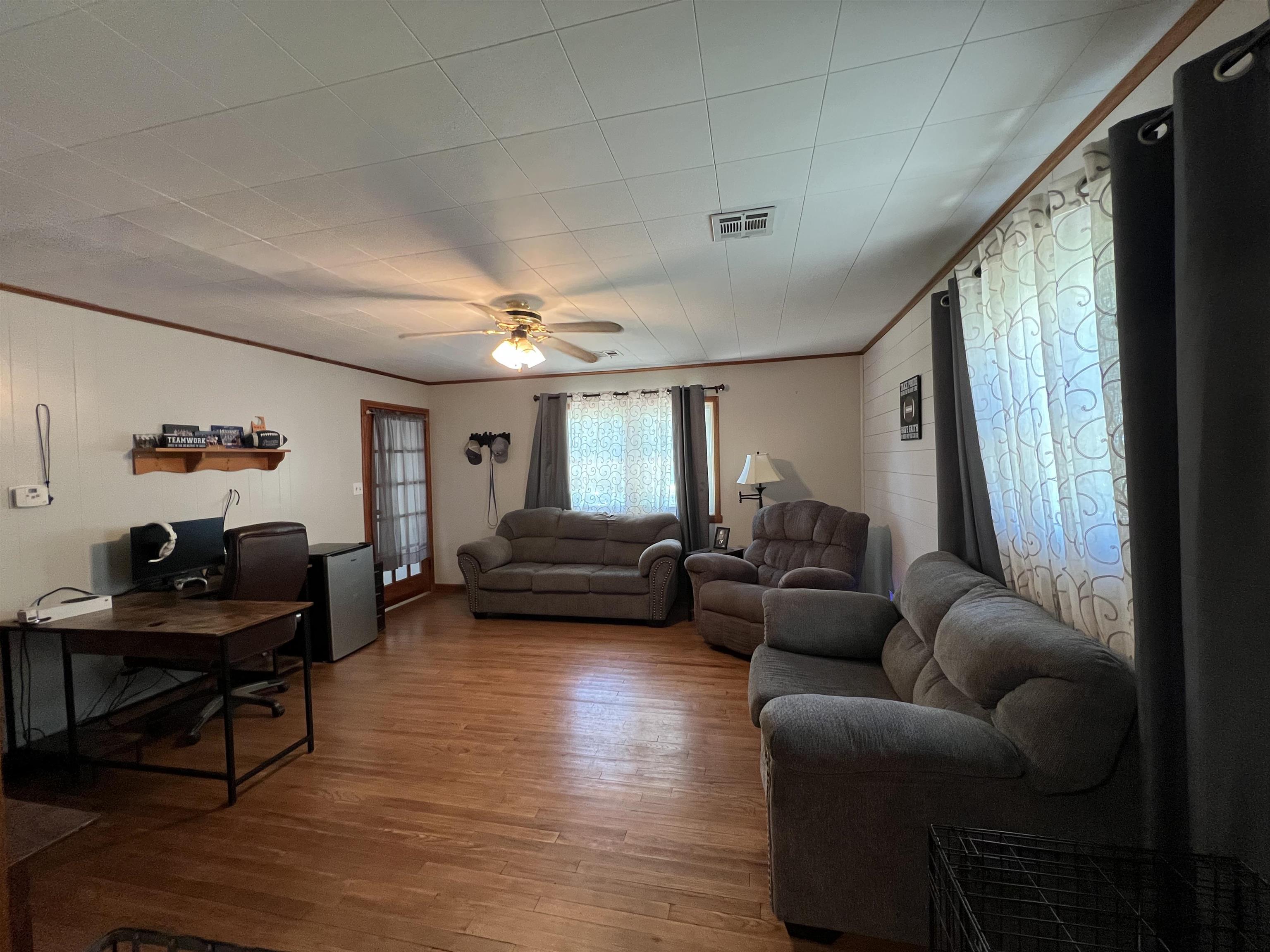 2016 Loomis Street Winfield KS 67156