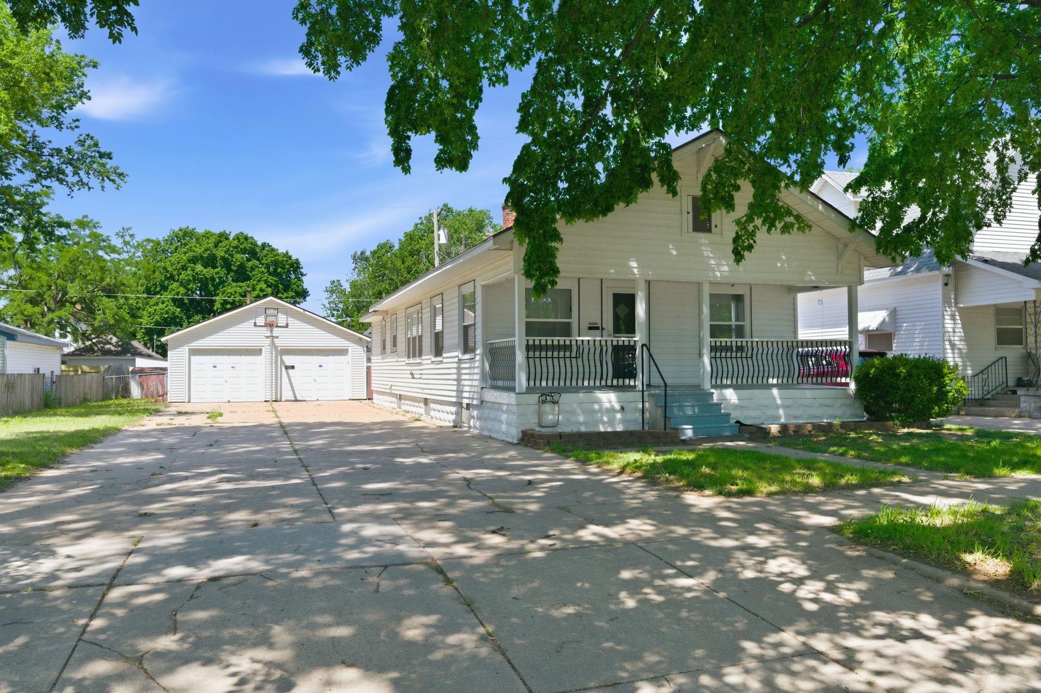 217 N Vine Street Wichita KS 67203-5842
