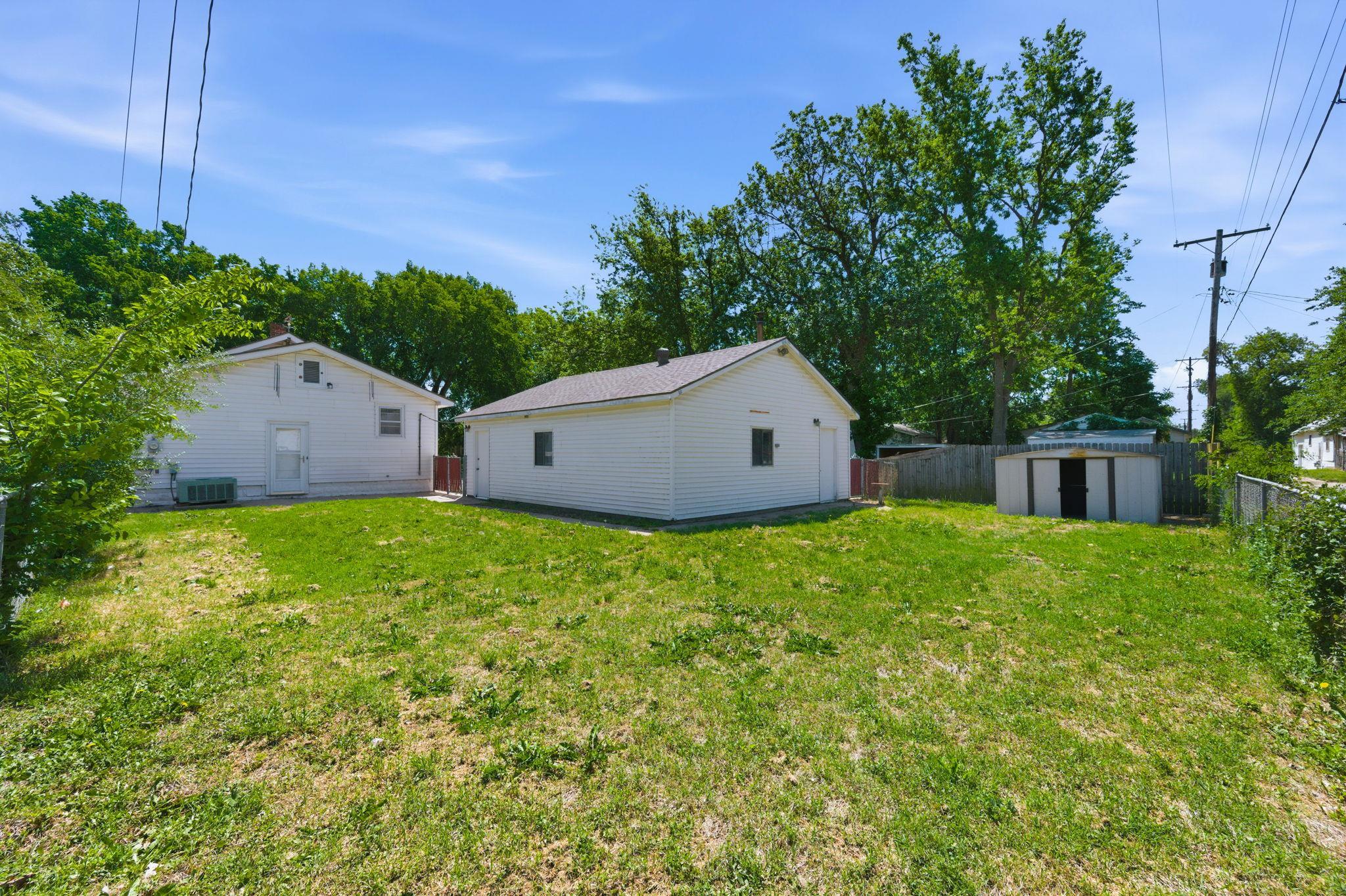 217 N Vine Street Wichita KS 67203-5842