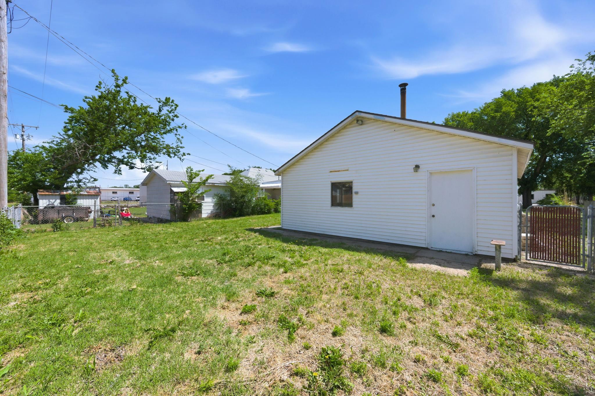 217 N Vine Street Wichita KS 67203-5842