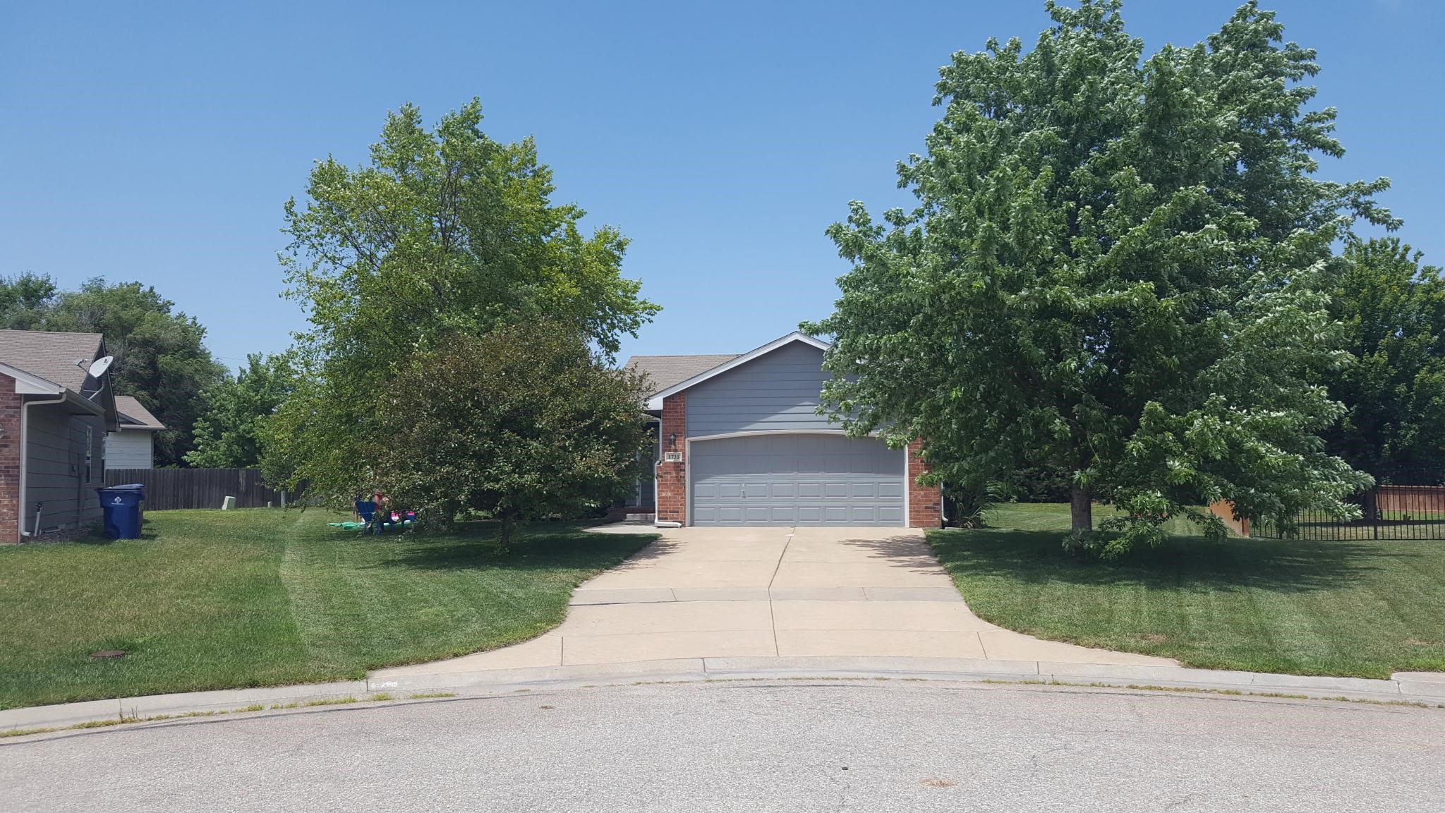 1731 N Juniper Court Andover KS 67002